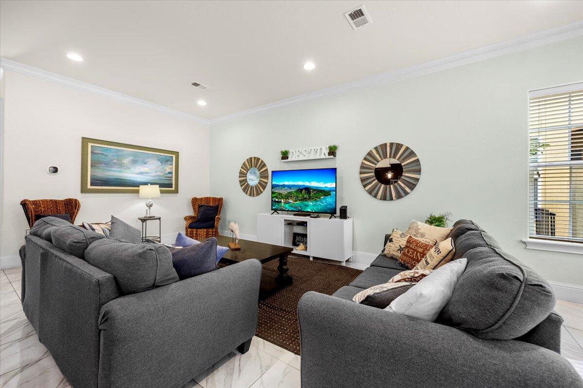 MIRAMAR BEACH VILLAS - Residential