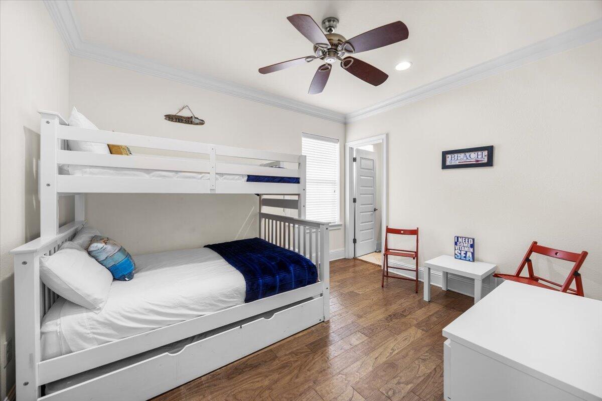 MIRAMAR BEACH VILLAS - Residential