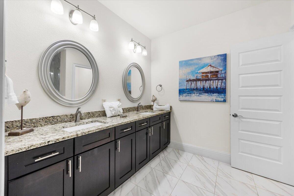 MIRAMAR BEACH VILLAS - Residential