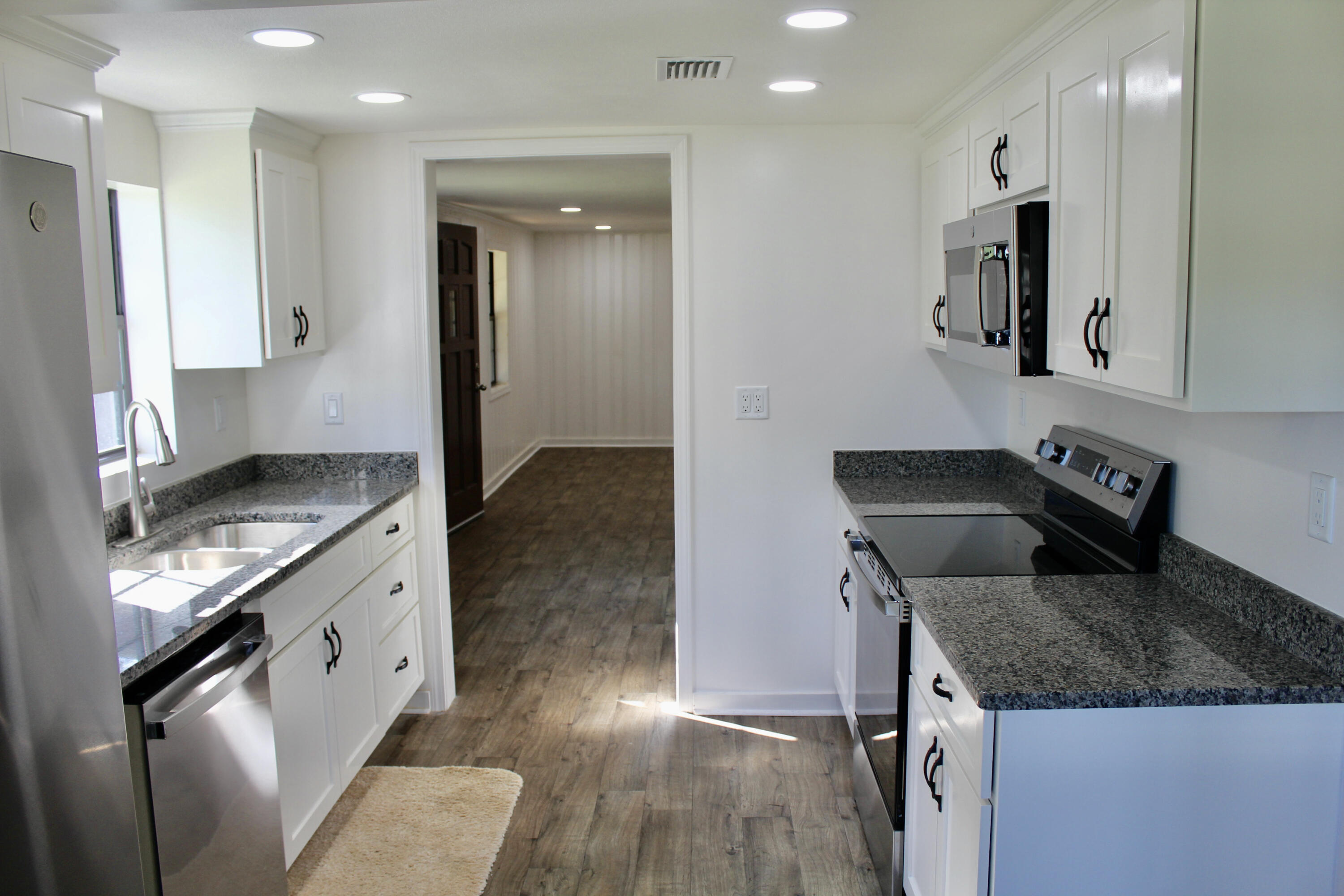 Ponce Deleon - Residential