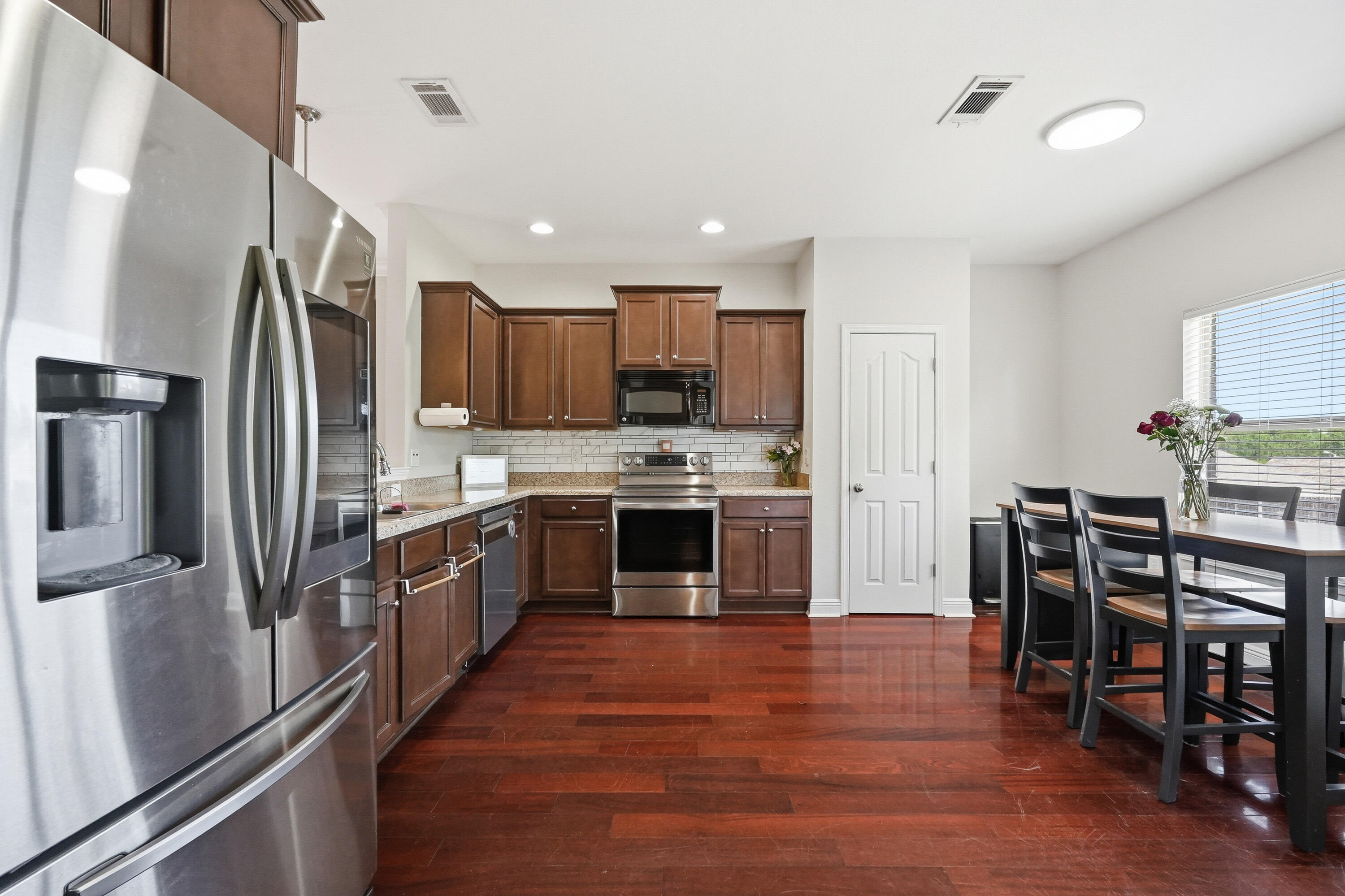 ROLLING RIDGE - Residential