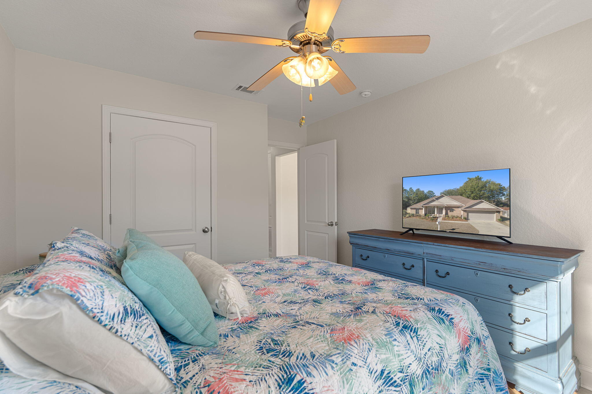 FOX VALLEY - Residential