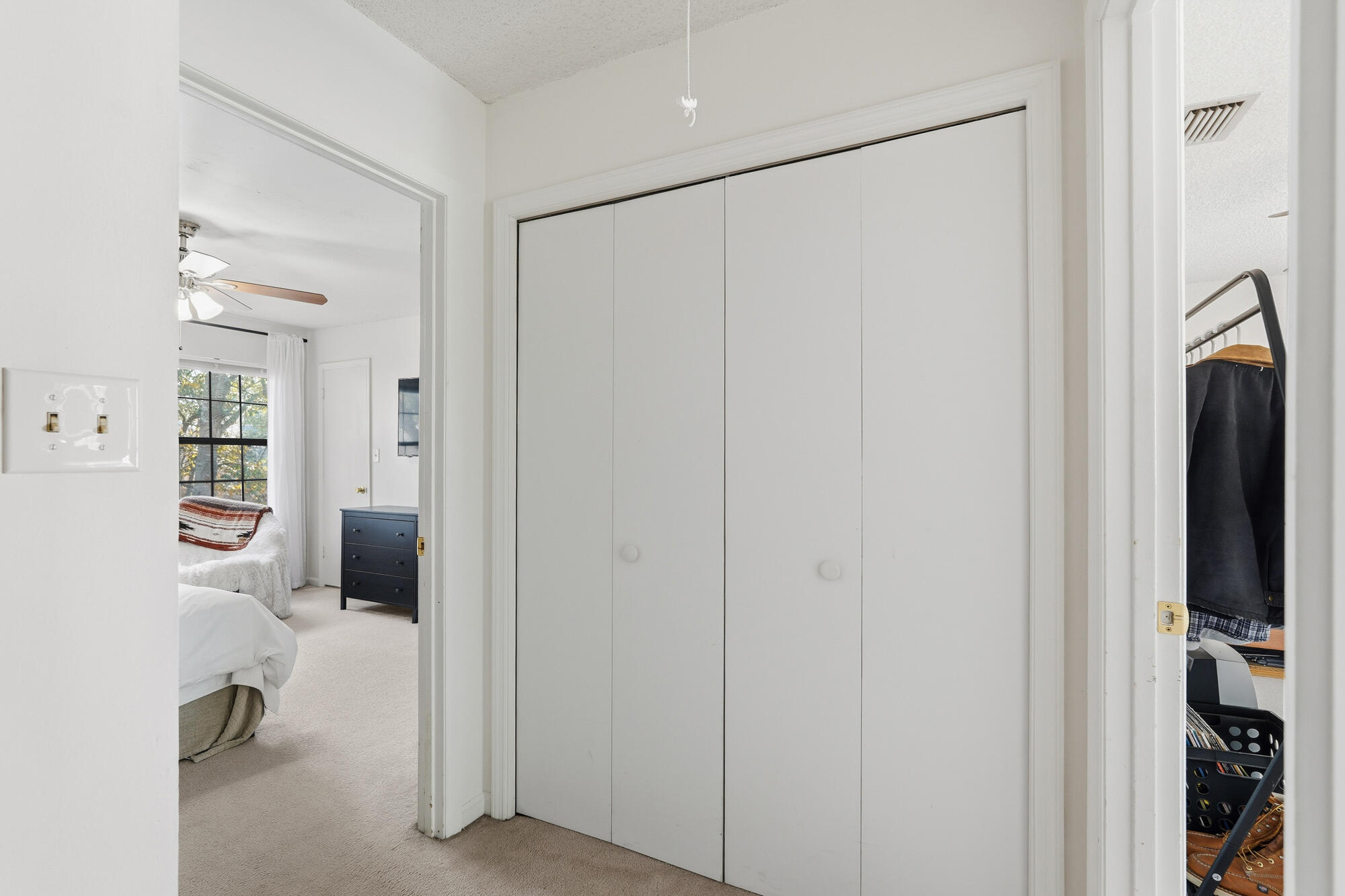 TWIN OAKS - Residential