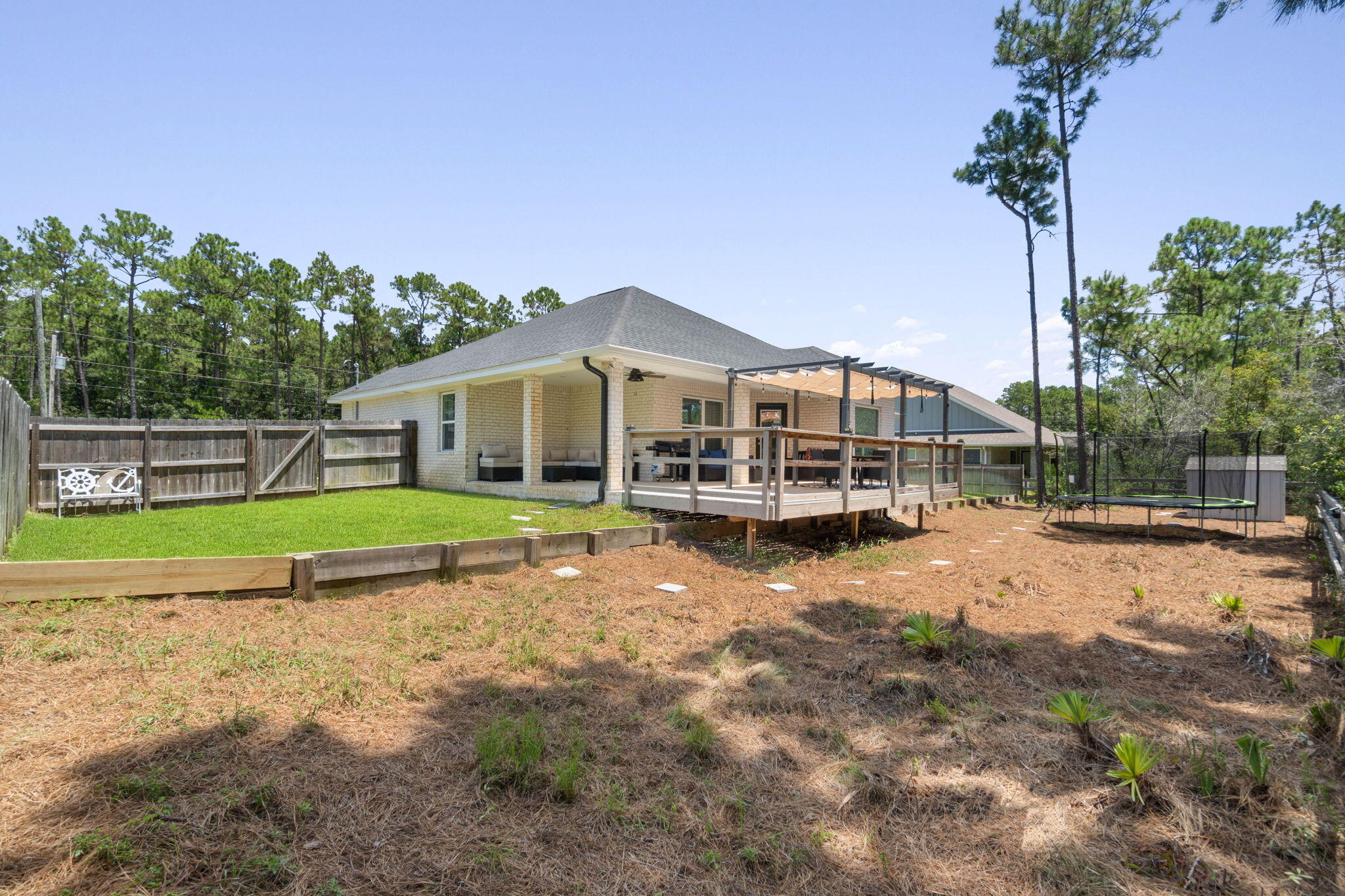 HOLLEY BY THE SEA - Residential