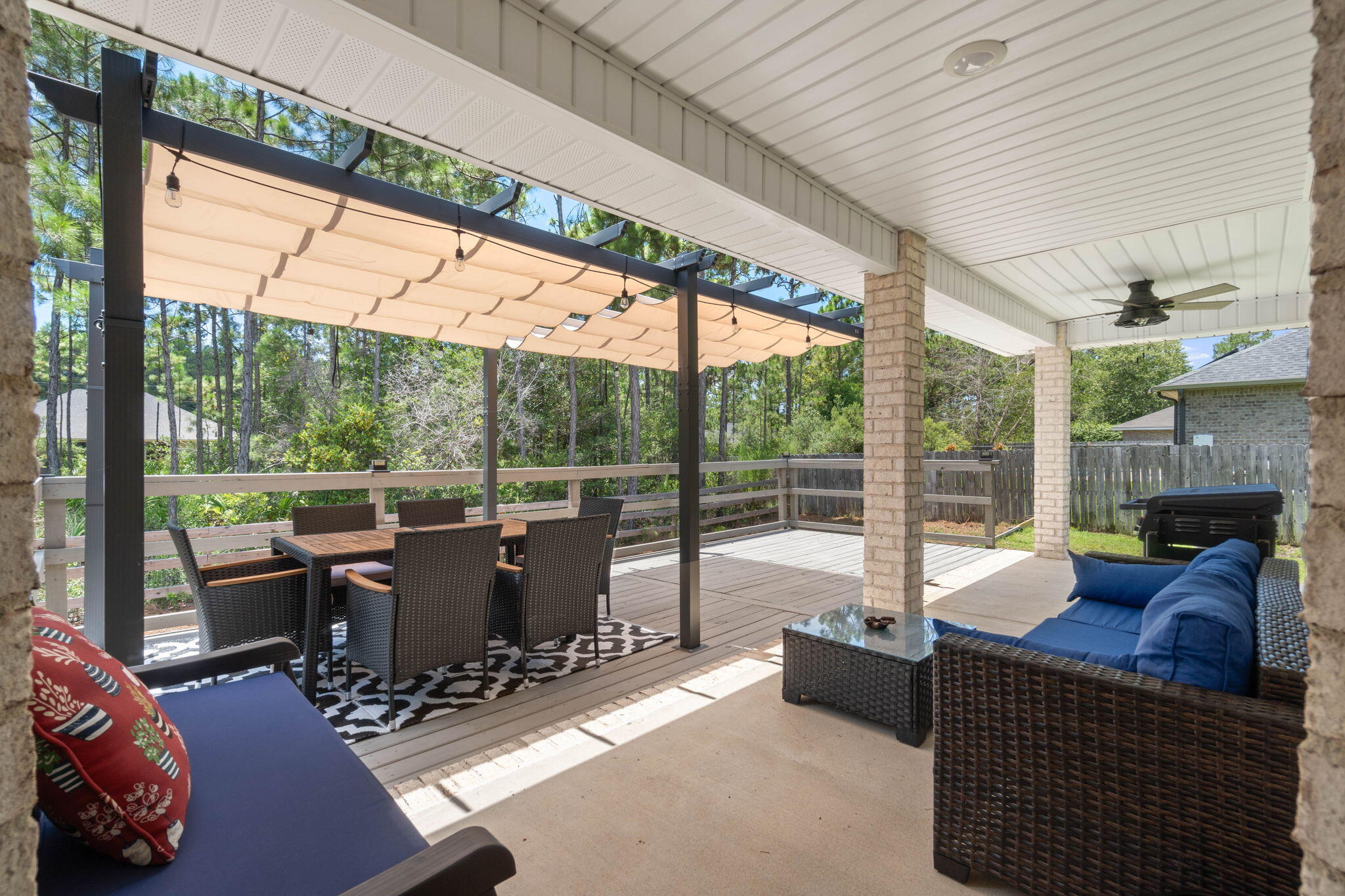 HOLLEY BY THE SEA - Residential