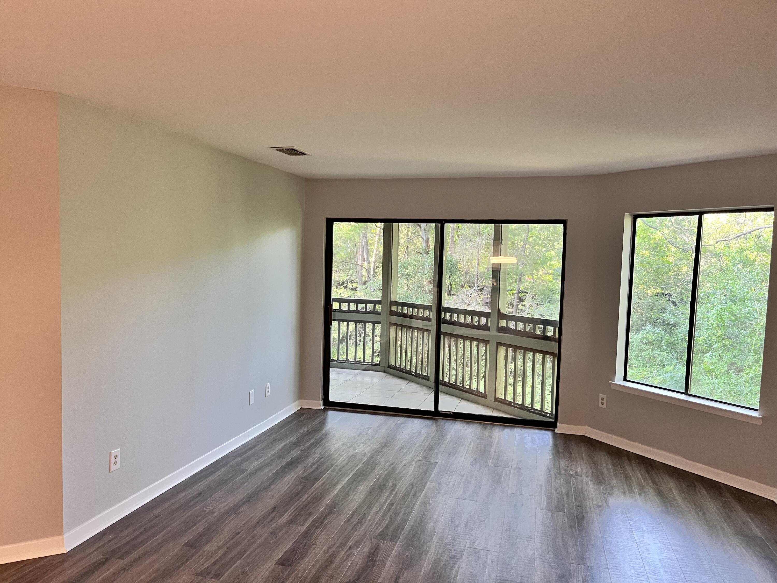 GARDEN OAKS CONDO - Residential Lease