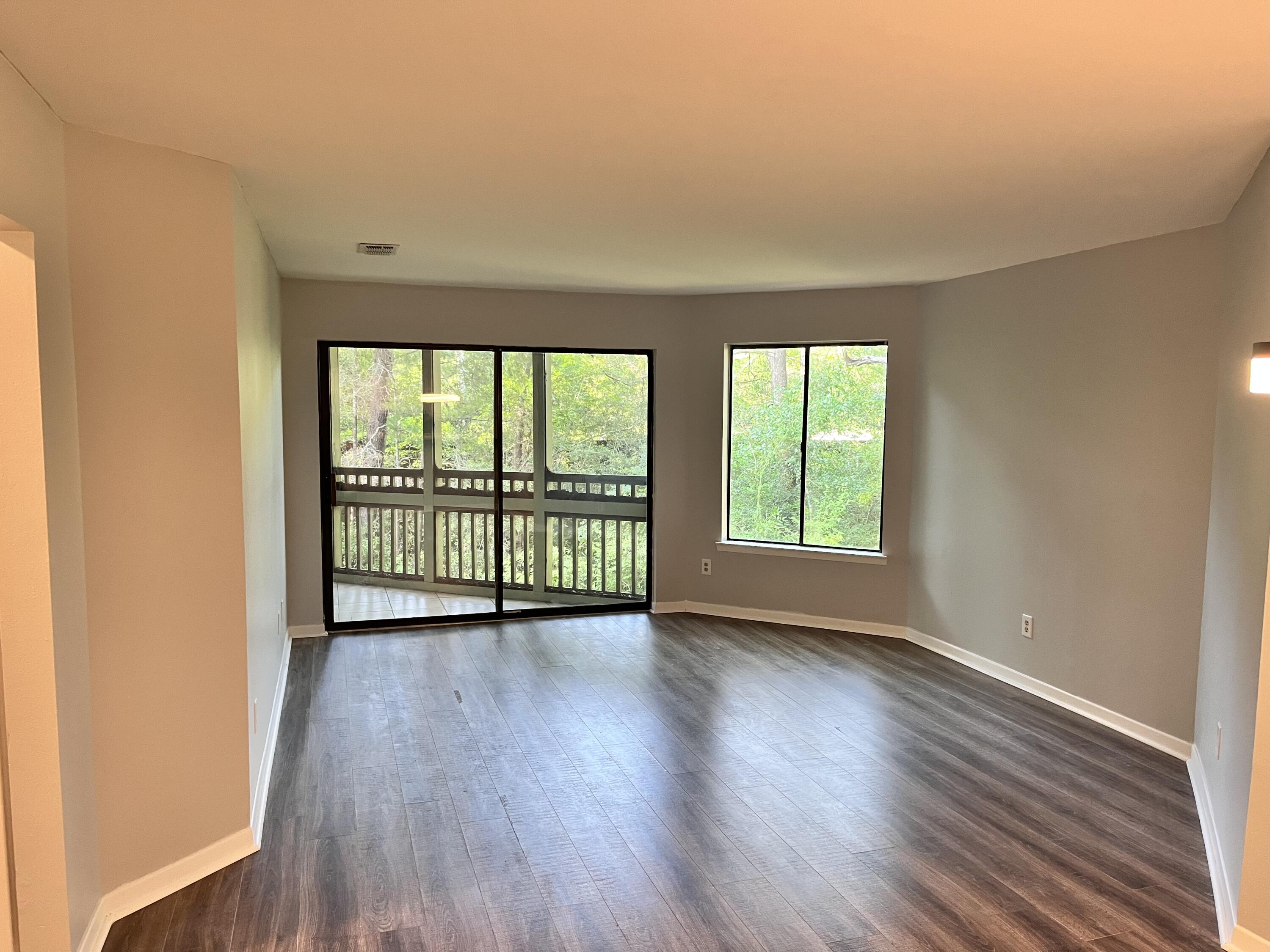 GARDEN OAKS CONDO - Residential Lease