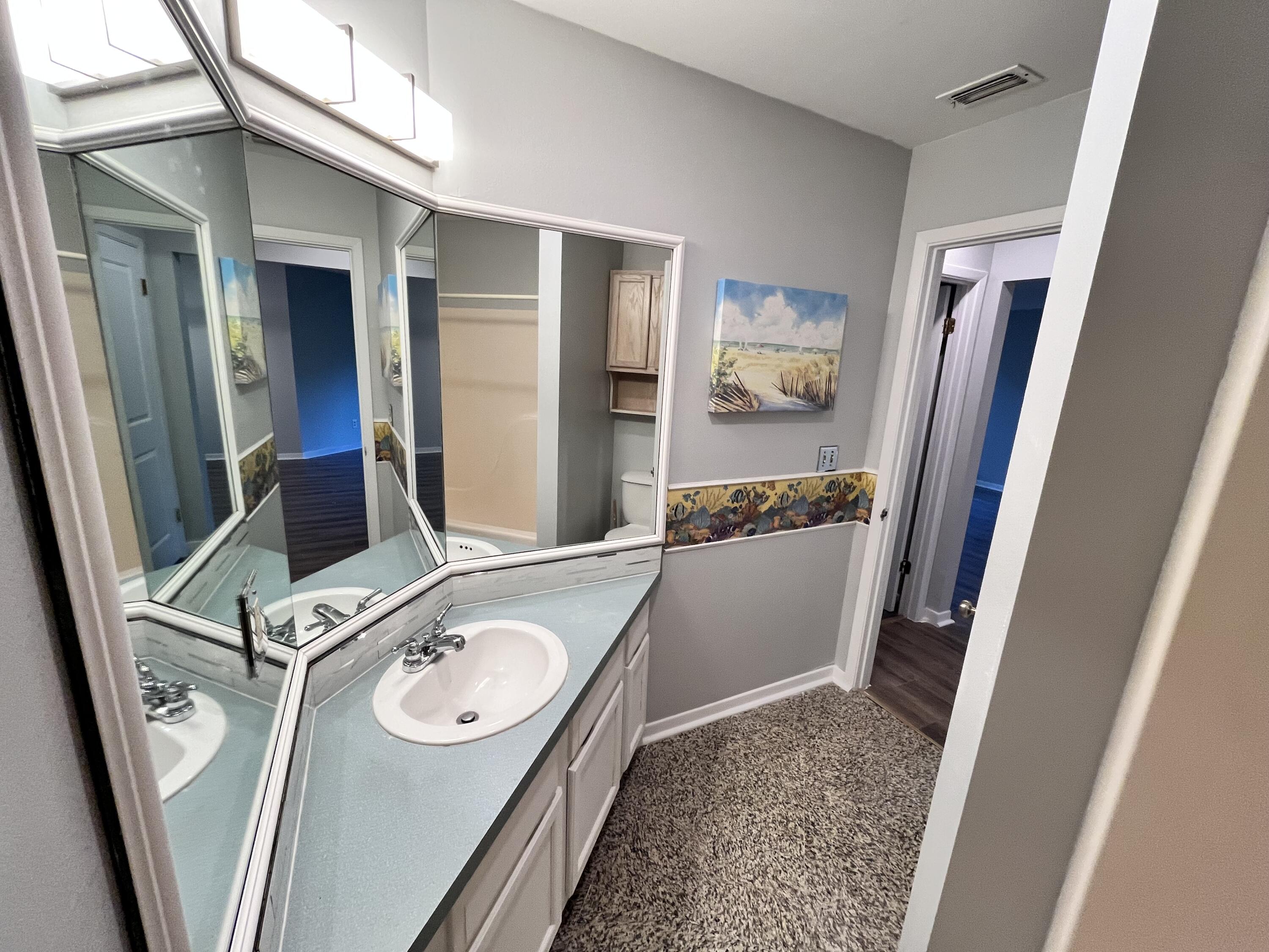 GARDEN OAKS CONDO - Residential Lease