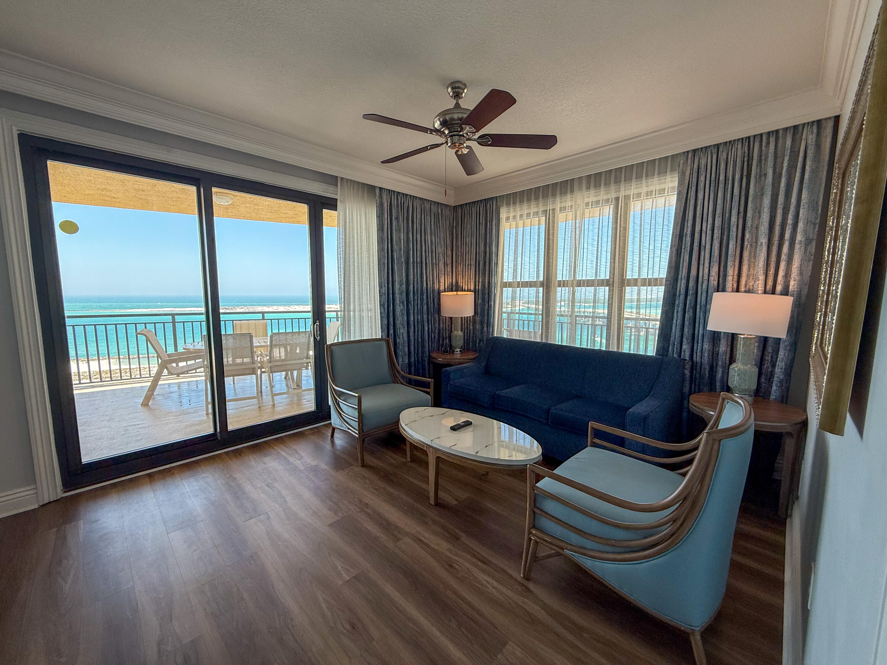 EMERALD GRANDE - Residential