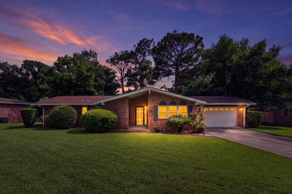 30 WALNUT AVE, SHALIMAR, FL 32579 - Image a0c84d42eafc05a1af32d384c75b92f5/3223690446