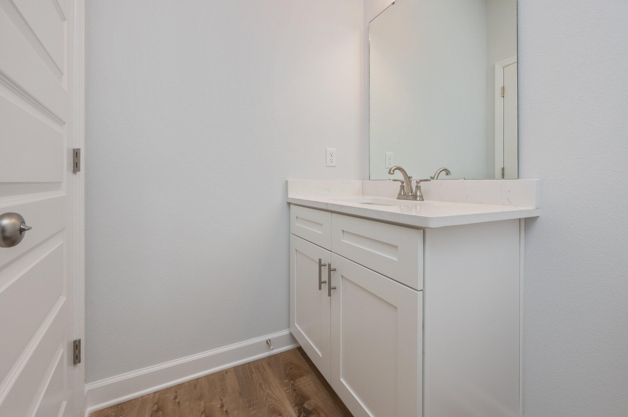 MORRIS ADDN TO CRESTVIEW - Residential