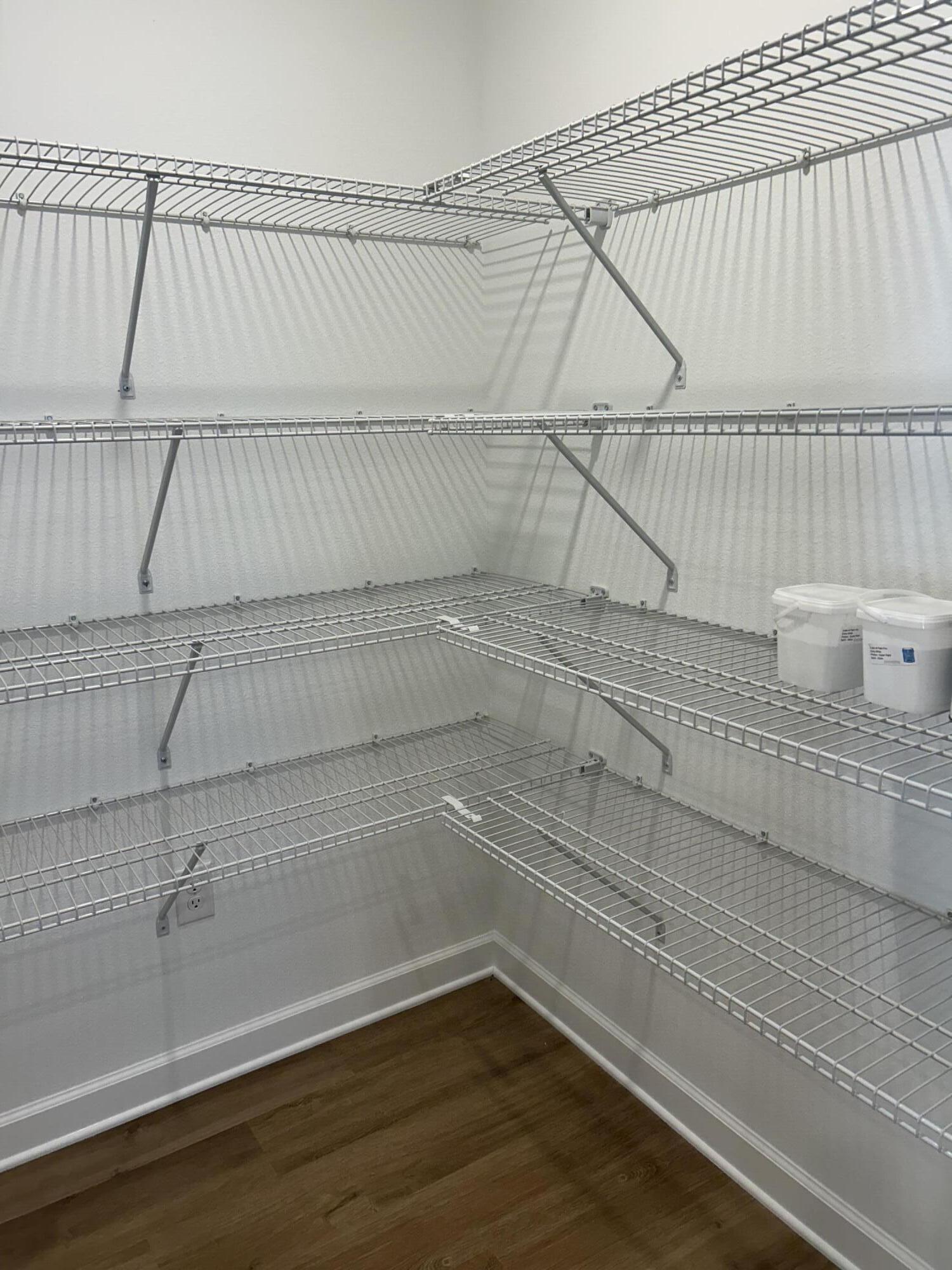 MORRIS ADDN TO CRESTVIEW - Residential