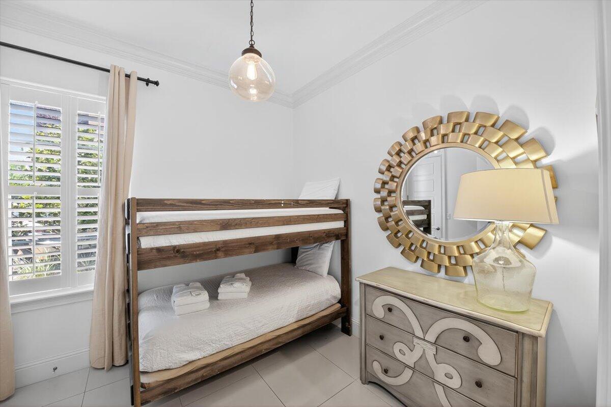 VILLA LAGO - Residential