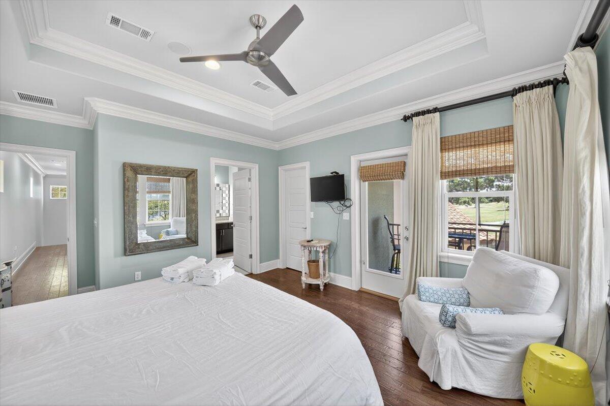 VILLA LAGO - Residential