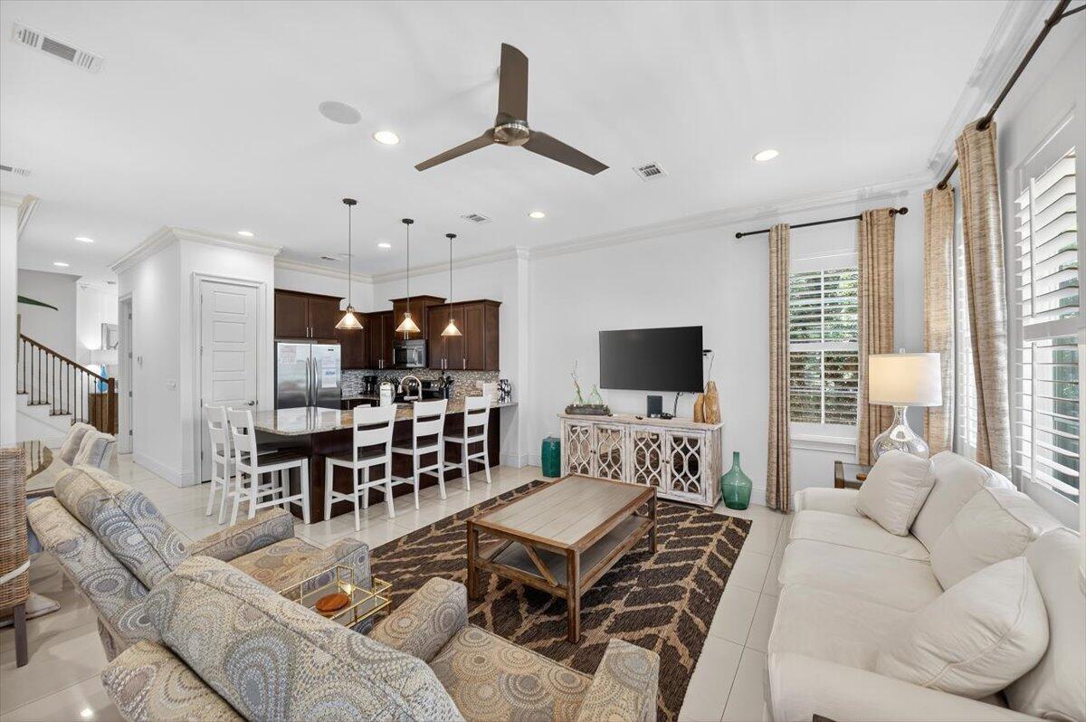 VILLA LAGO - Residential