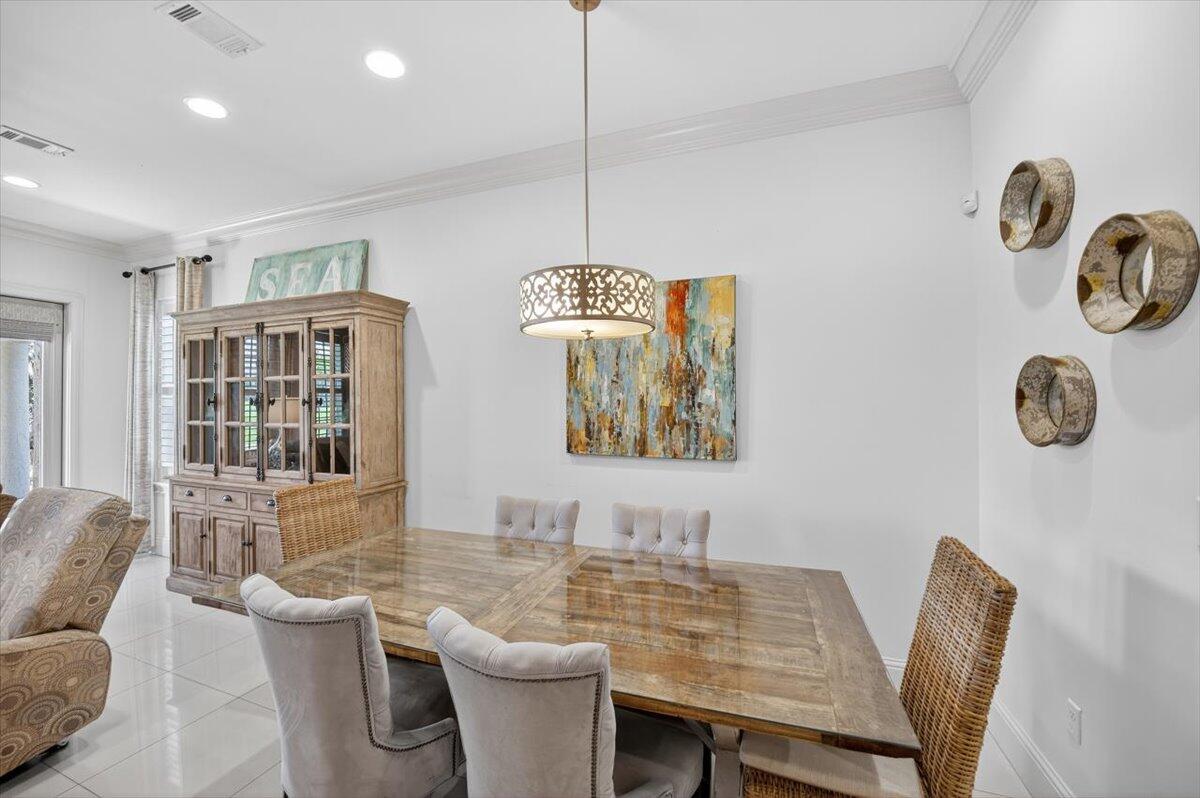 VILLA LAGO - Residential