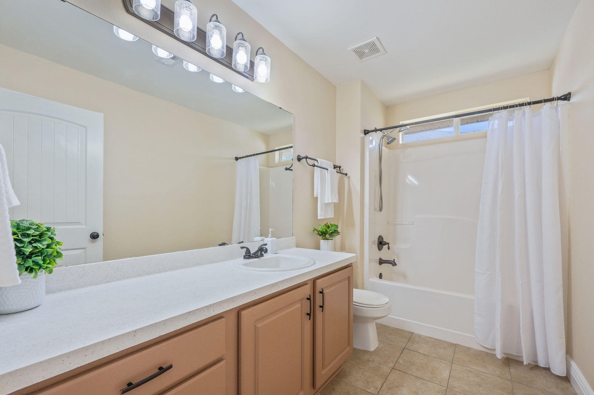 BROOKE ESTATES PH I - Residential