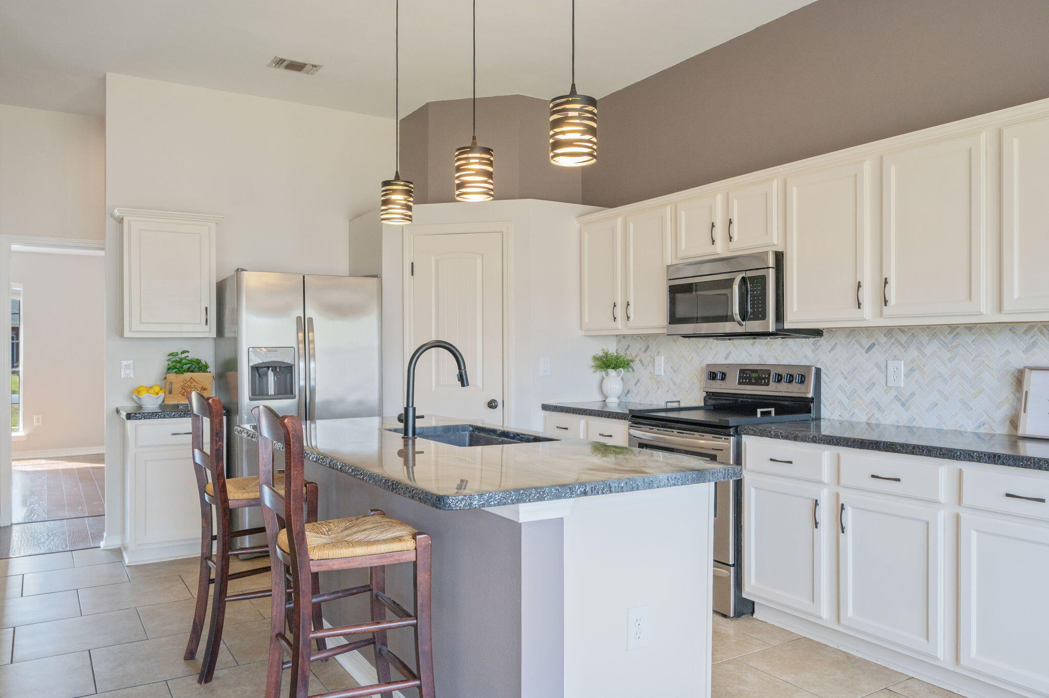 BROOKE ESTATES PH I - Residential