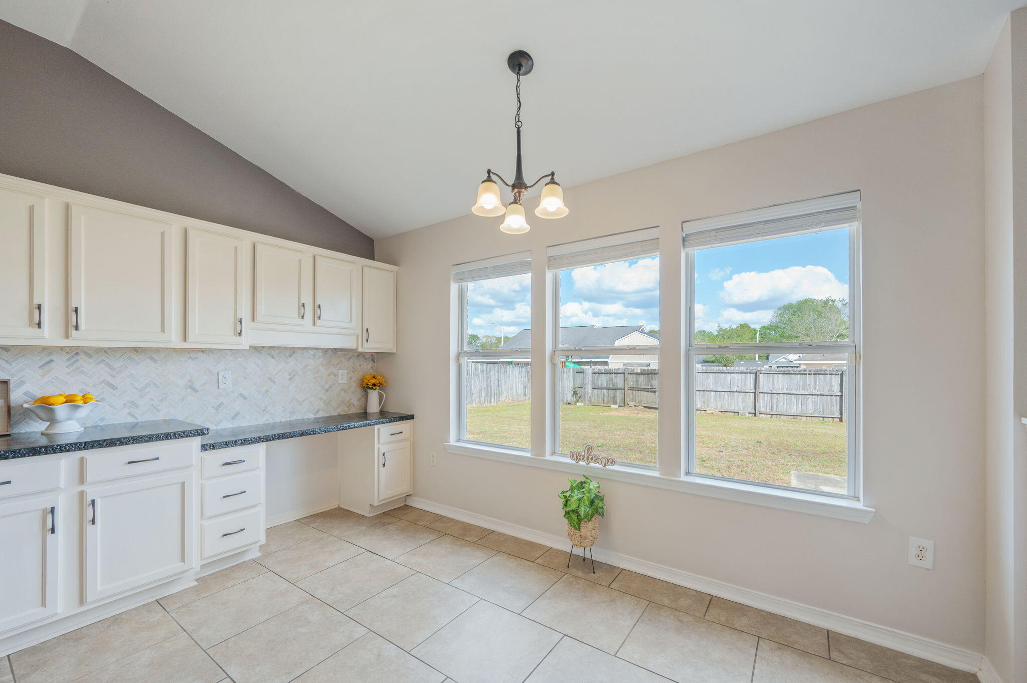 BROOKE ESTATES PH I - Residential