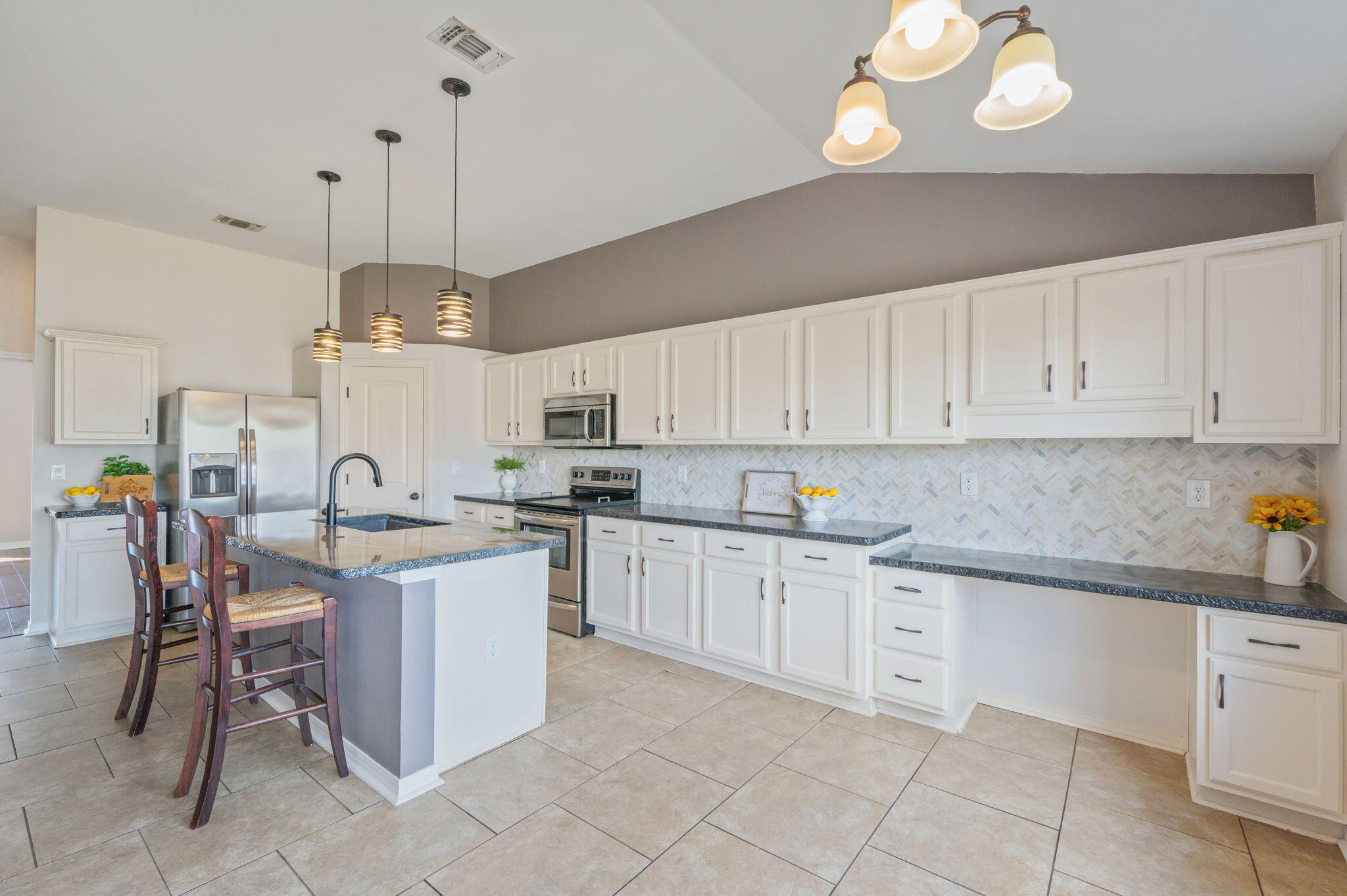 BROOKE ESTATES PH I - Residential