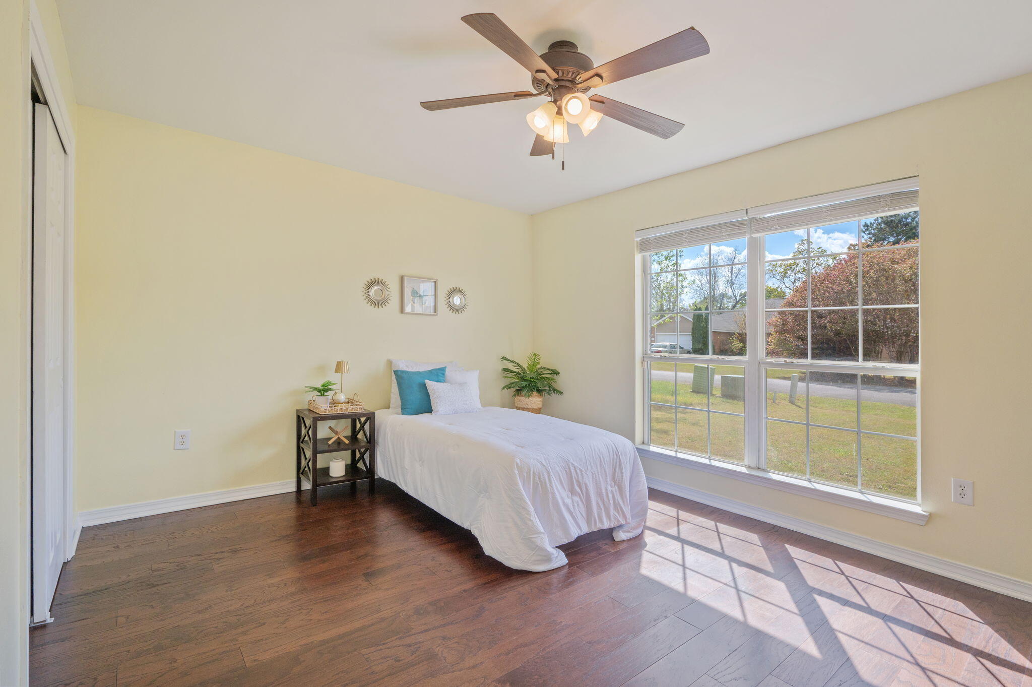 BROOKE ESTATES PH I - Residential