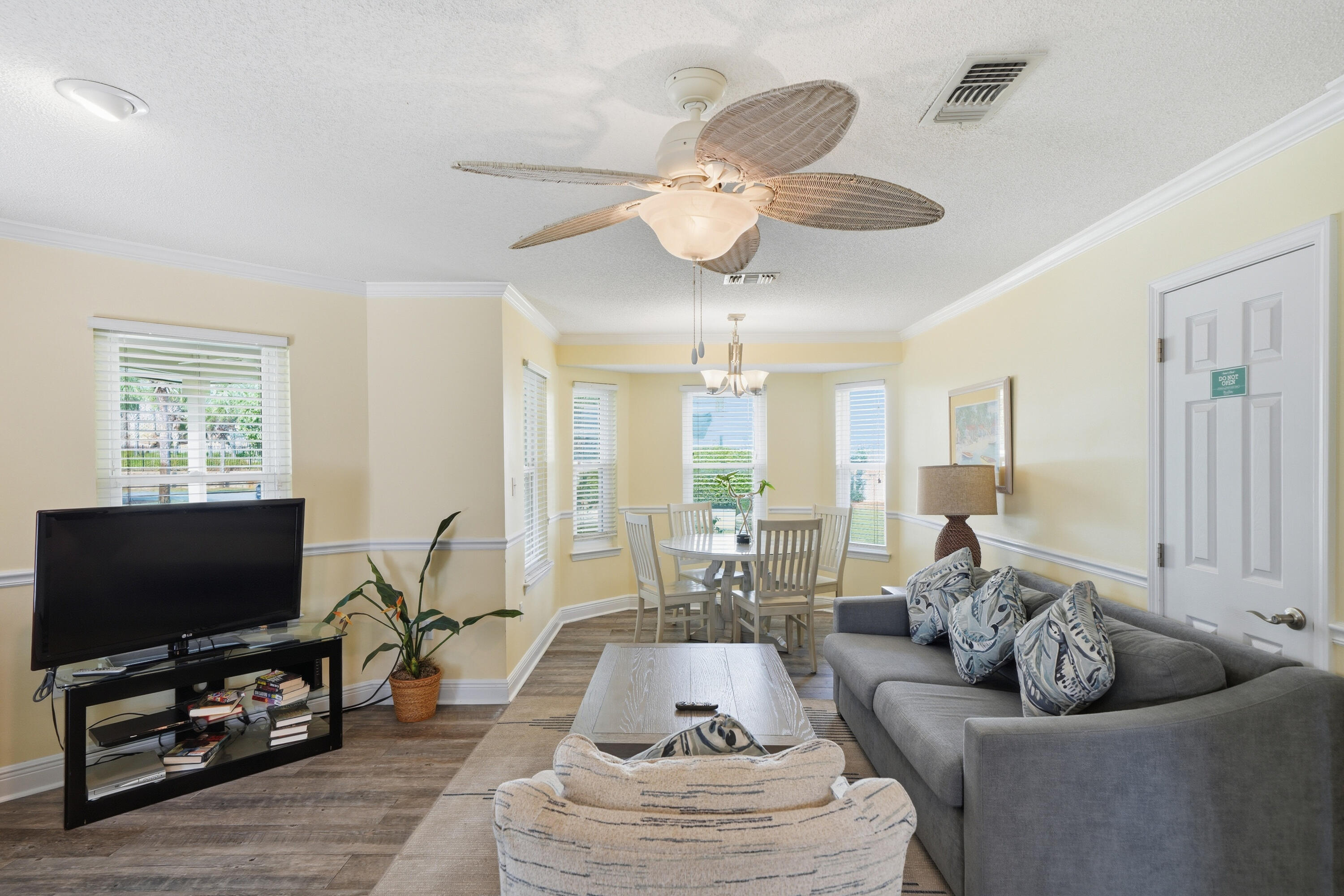 WINDANCER SHORES - Residential