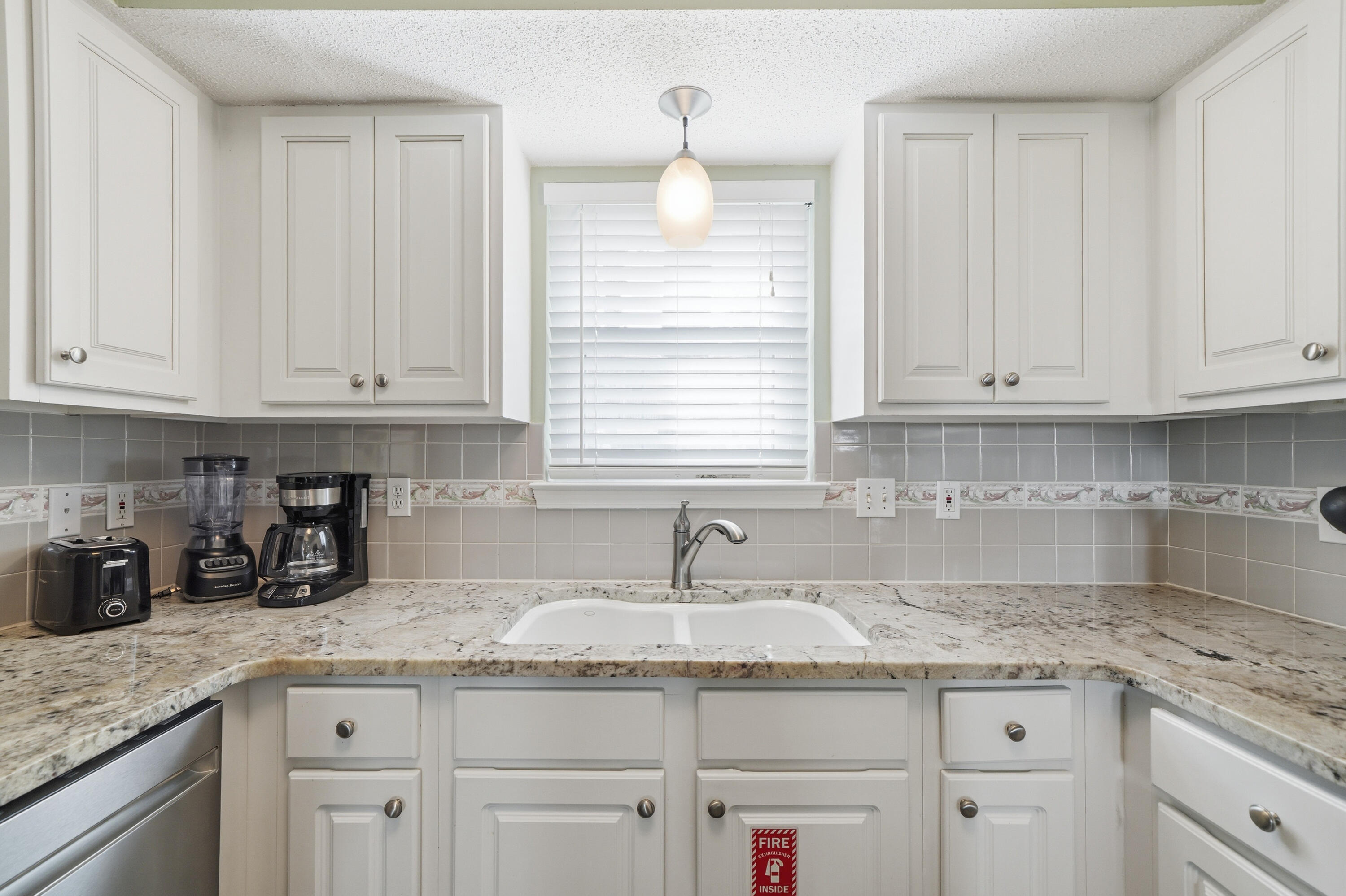 WINDANCER SHORES - Residential