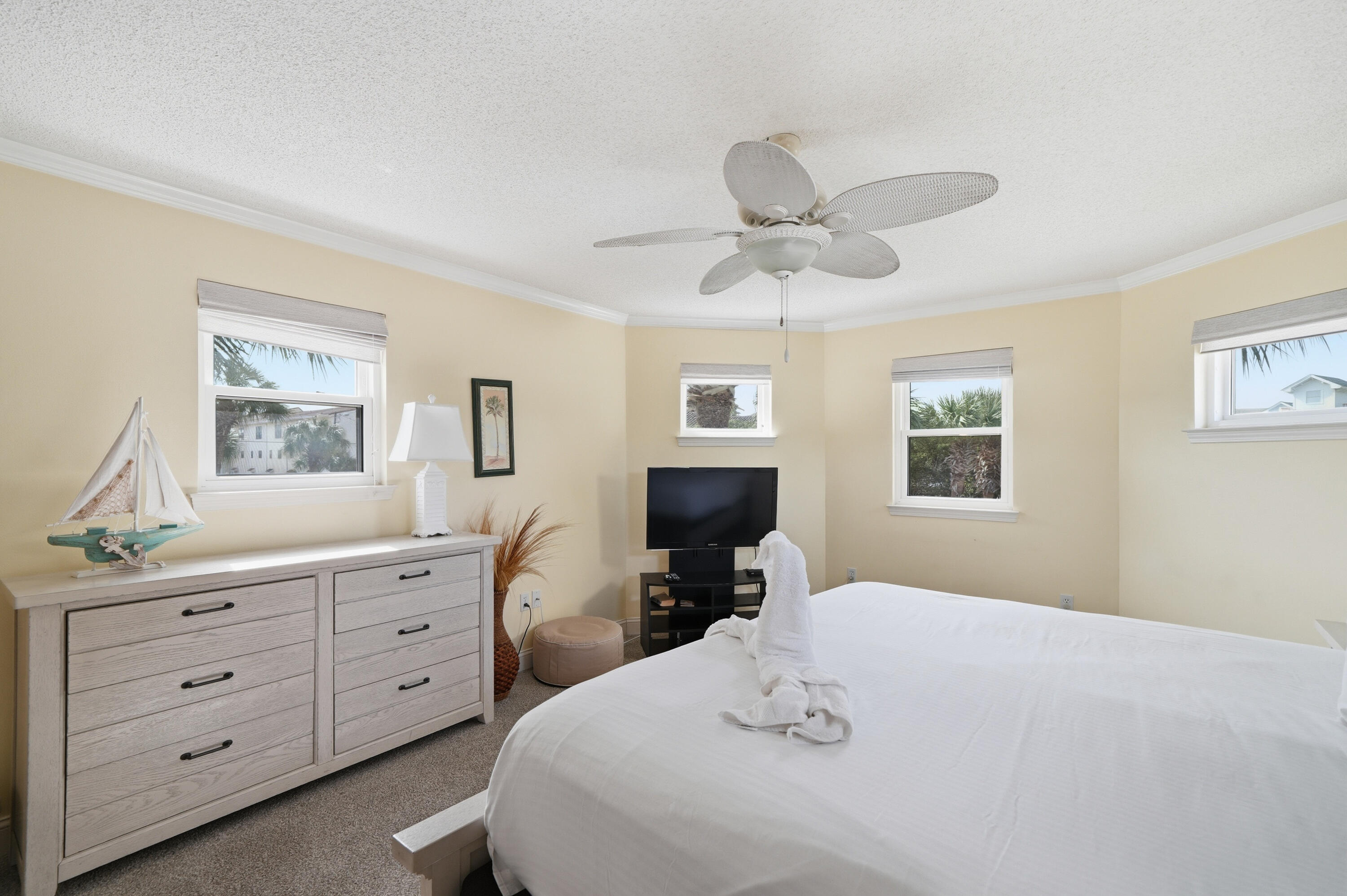 WINDANCER SHORES - Residential