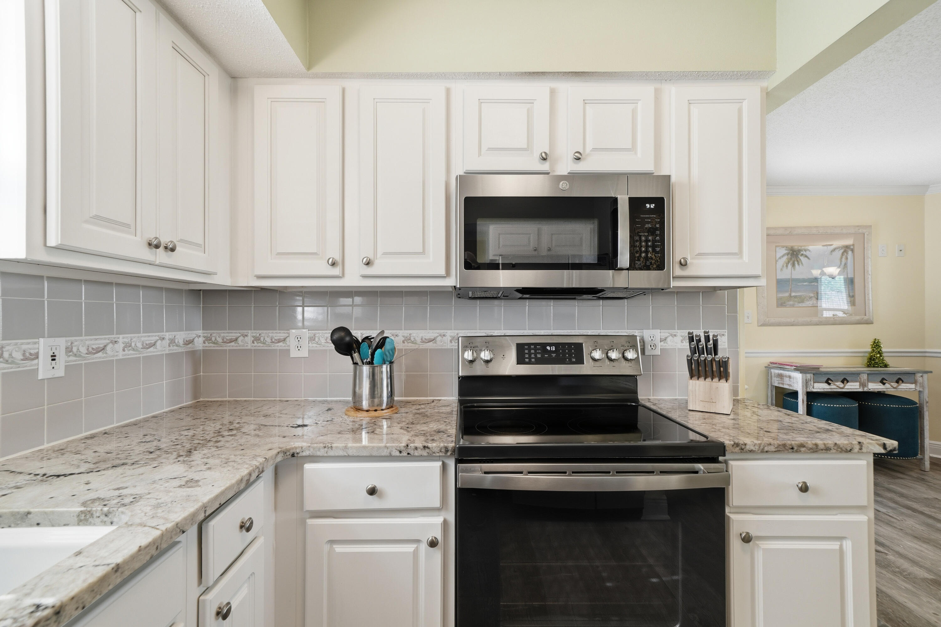 WINDANCER SHORES - Residential