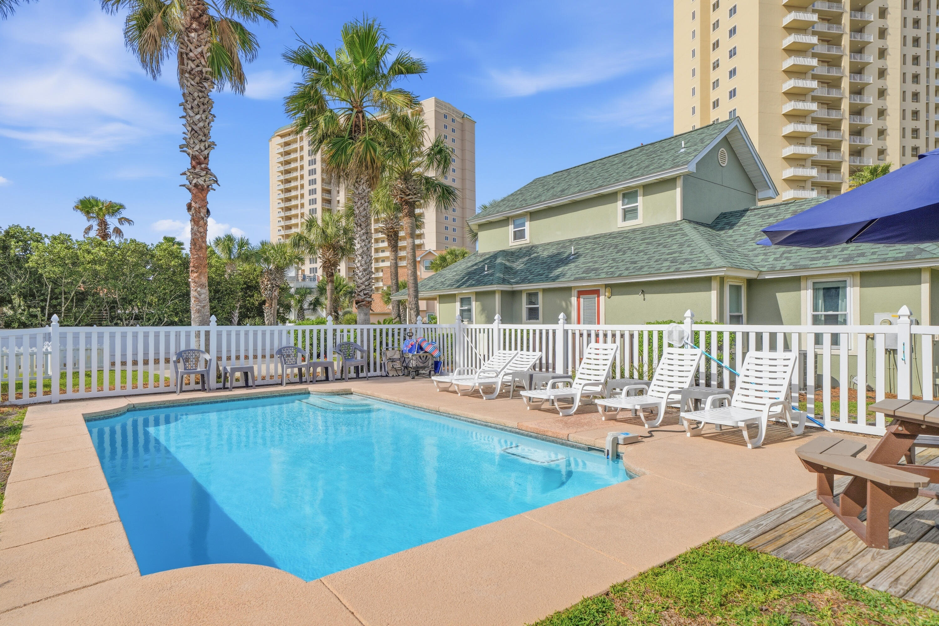 WINDANCER SHORES - Residential