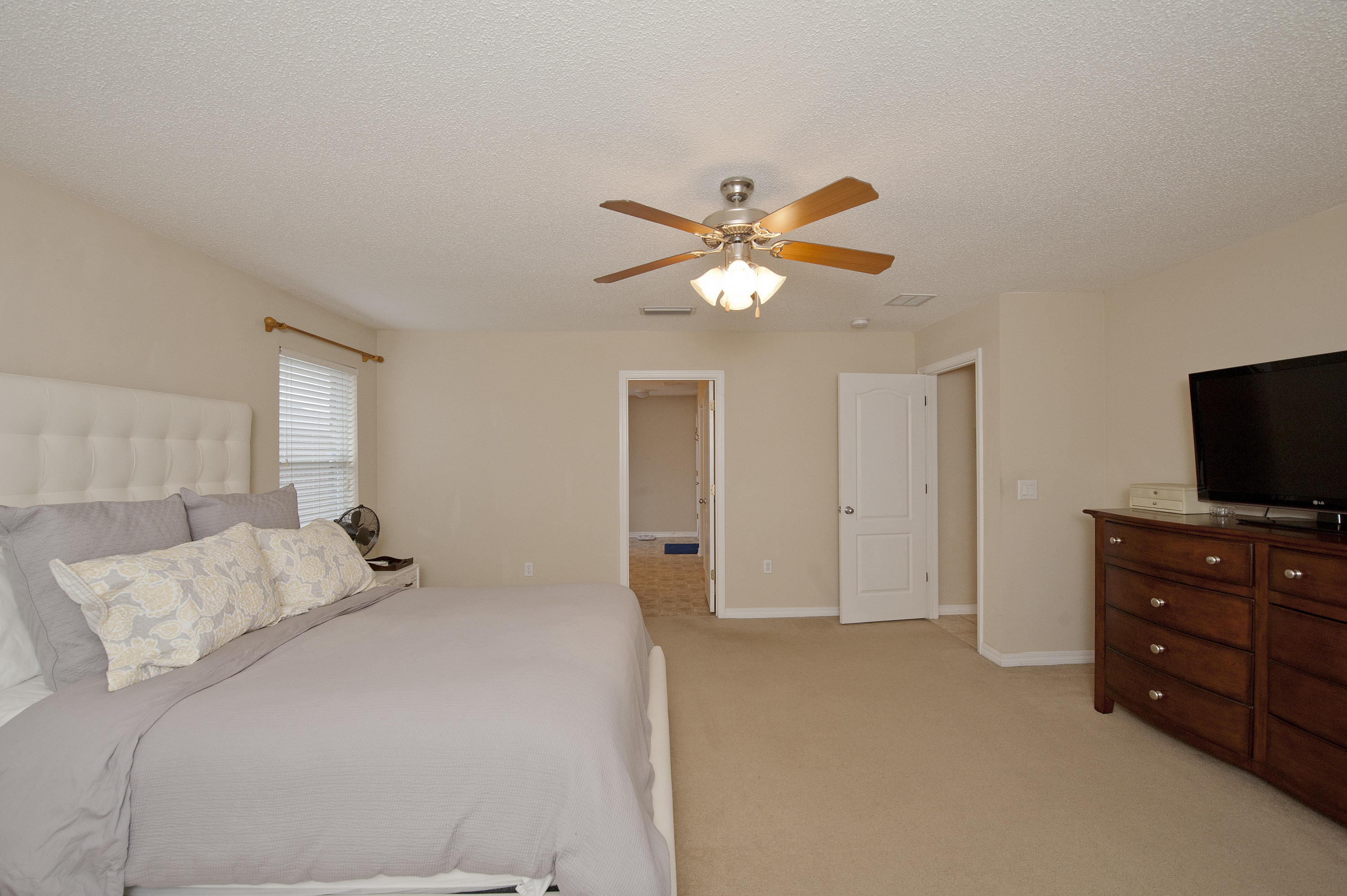 SKY RIDGE ESTATES 1ST ADD - Residential