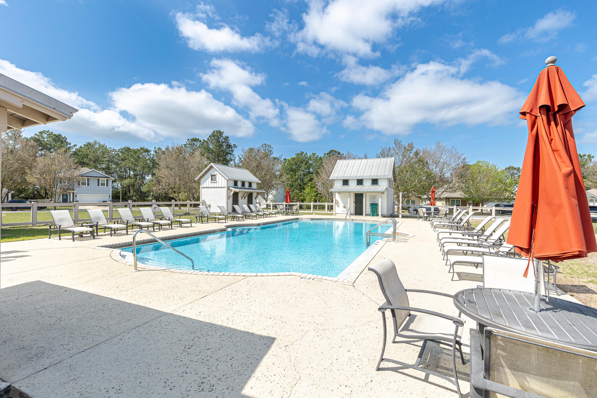 LAGRANGE LANDING - Residential