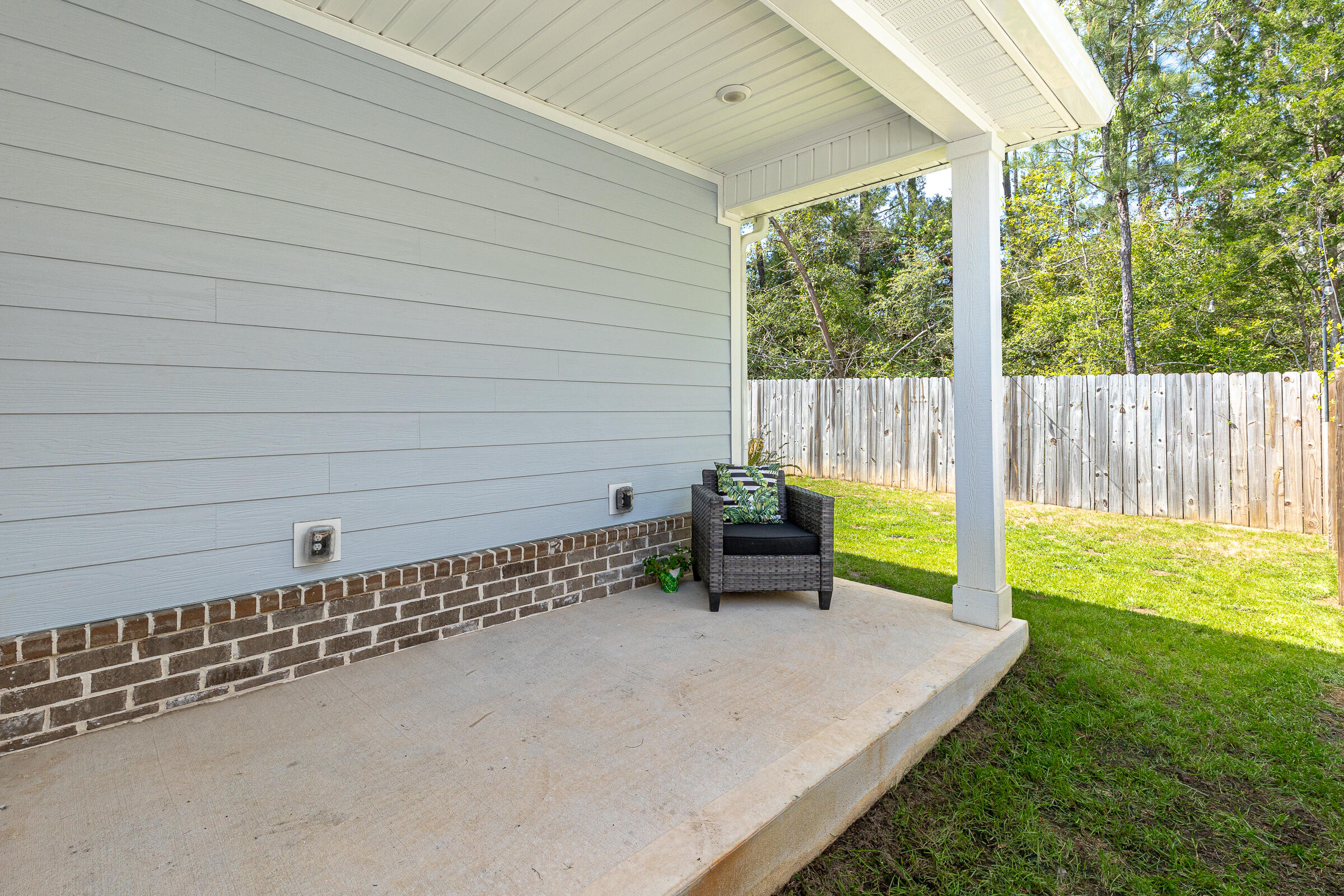 LAGRANGE LANDING - Residential