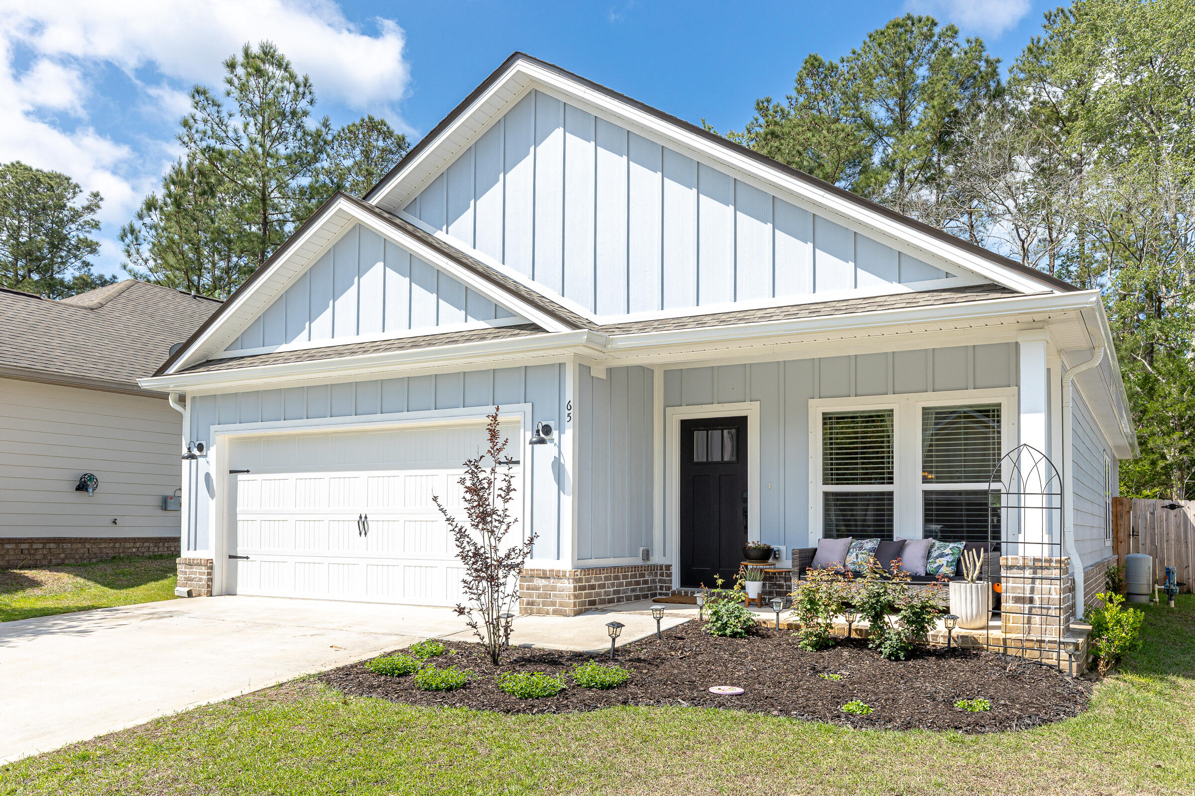 LAGRANGE LANDING - Residential