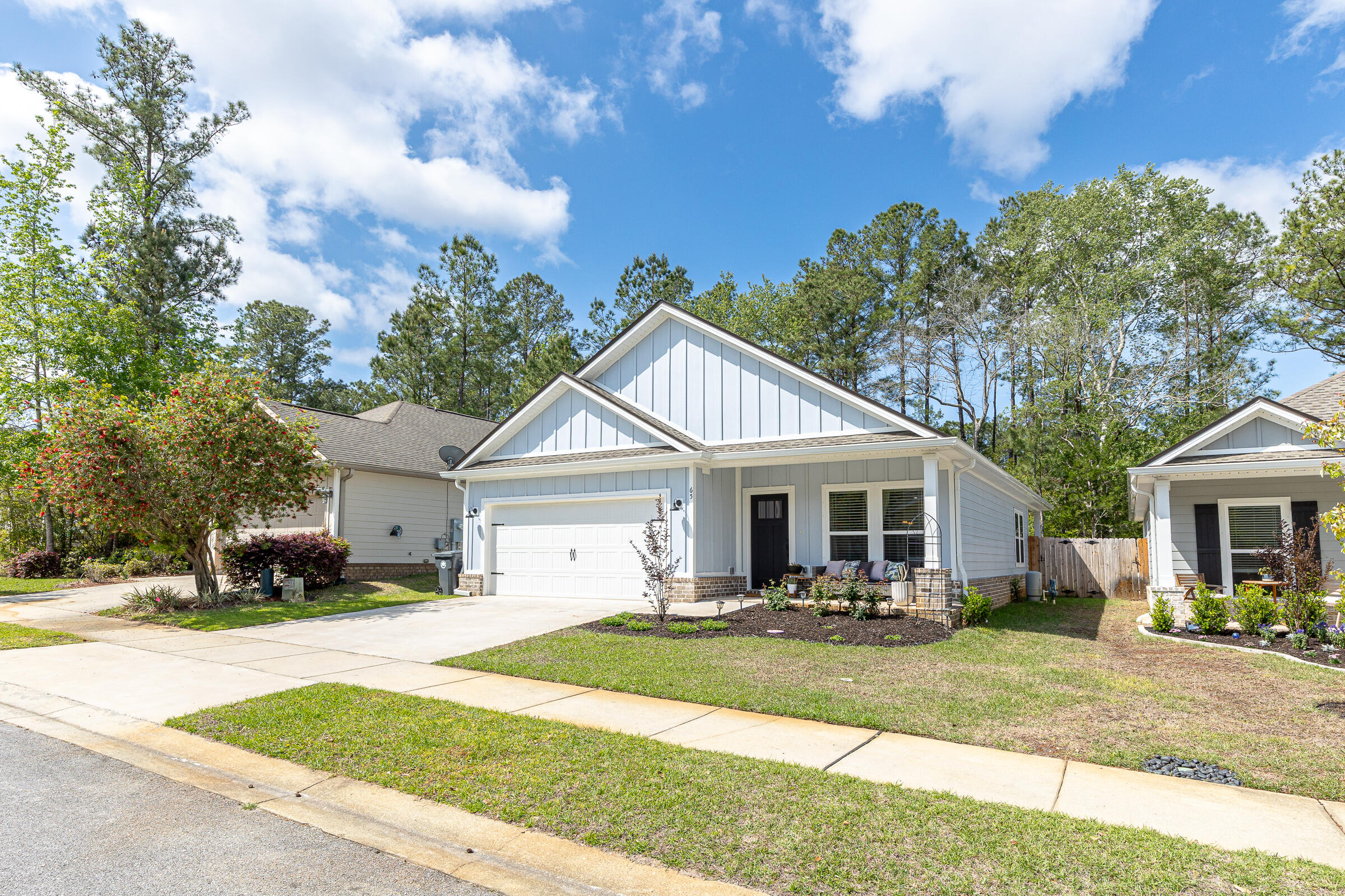 LAGRANGE LANDING - Residential