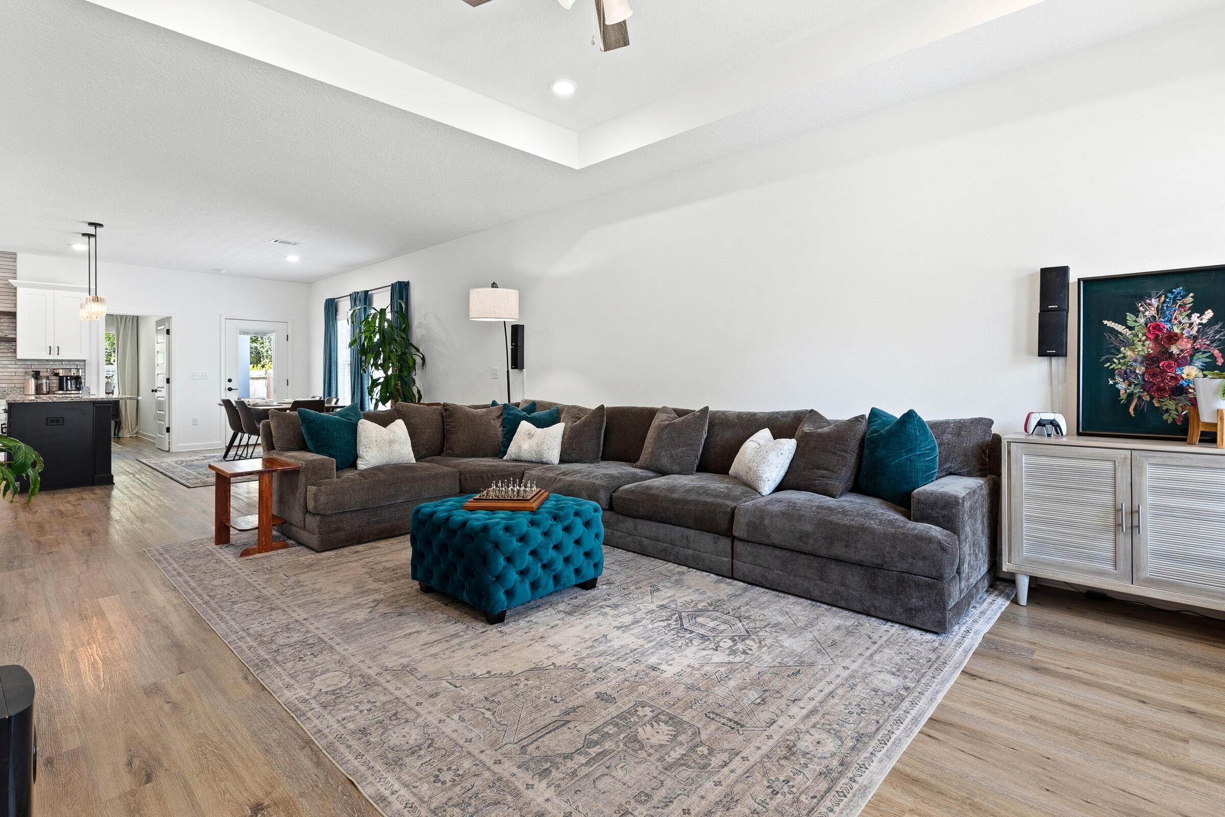 LAGRANGE LANDING - Residential