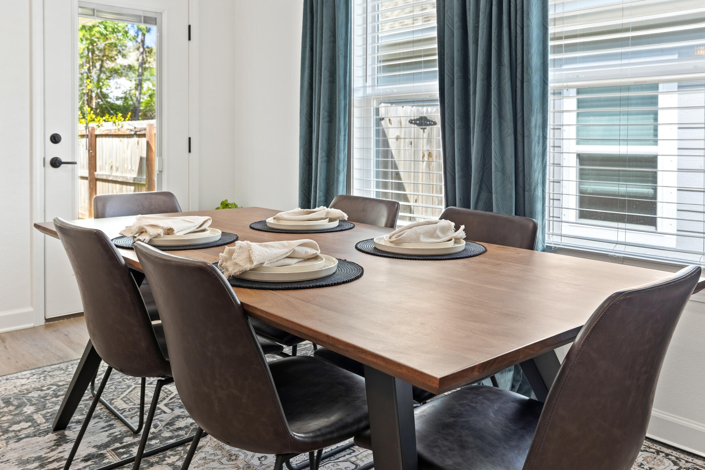 LAGRANGE LANDING - Residential