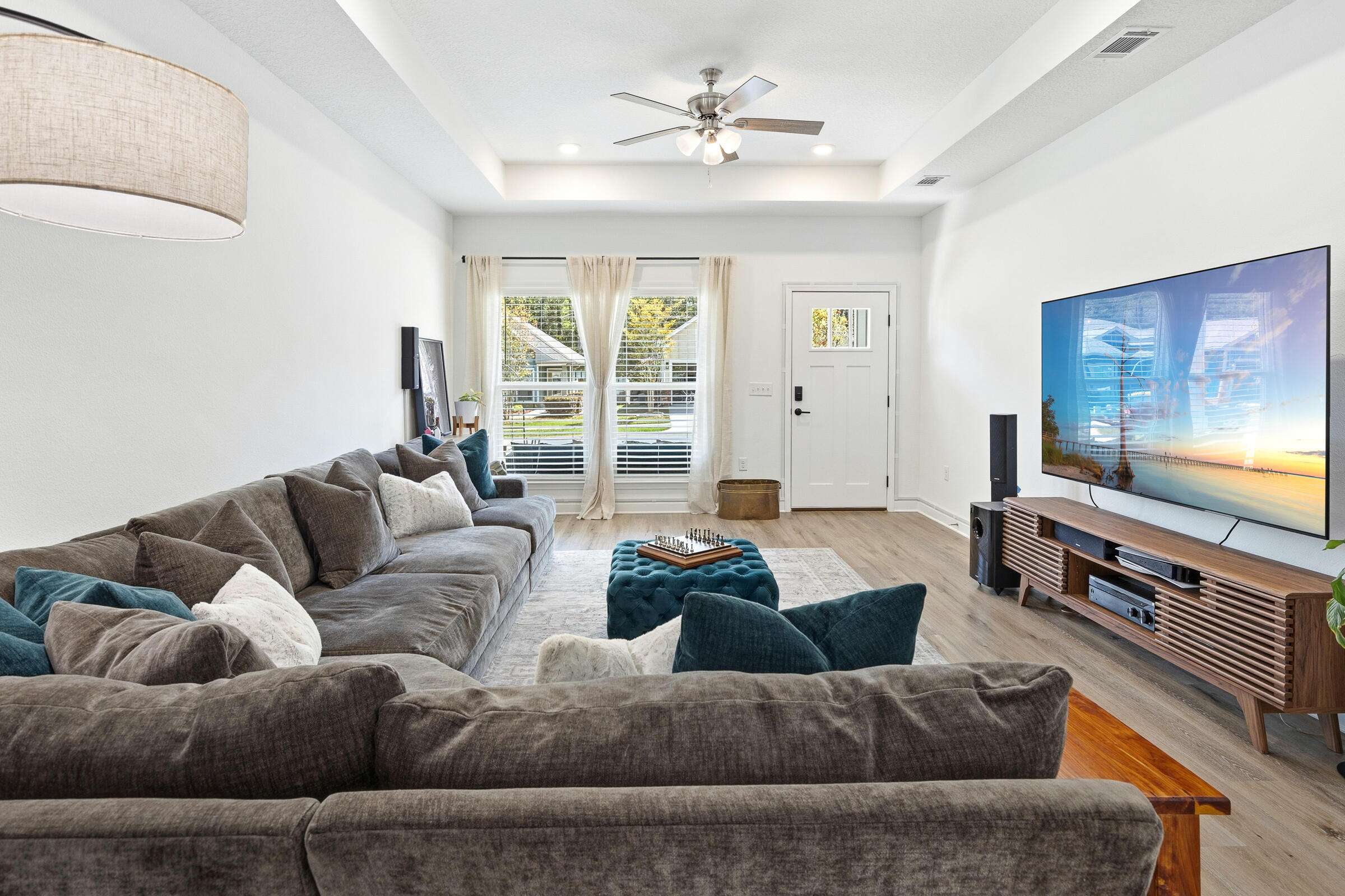 LAGRANGE LANDING - Residential