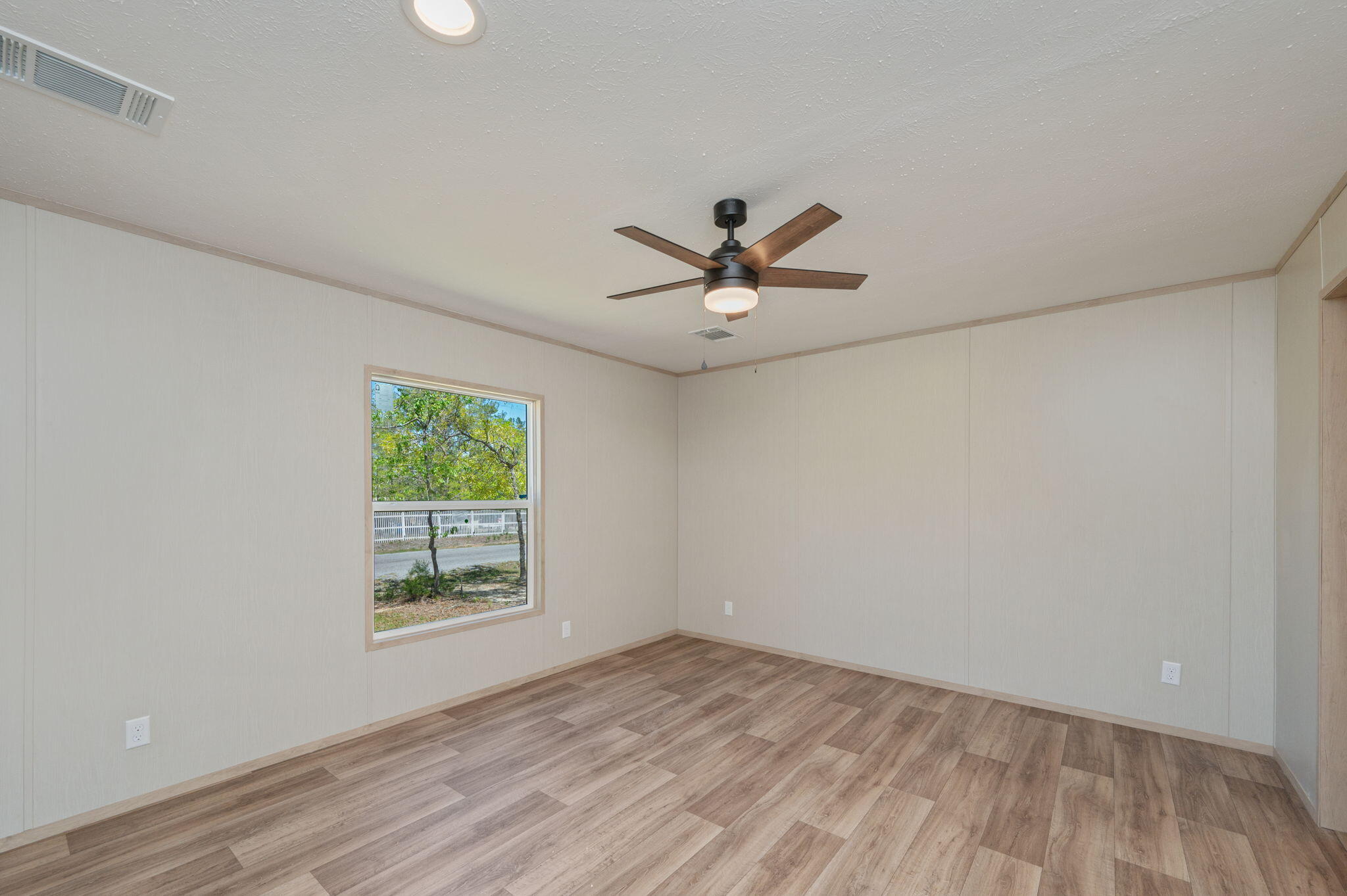 OAKWOOD HILLS UNIT 1 - Residential