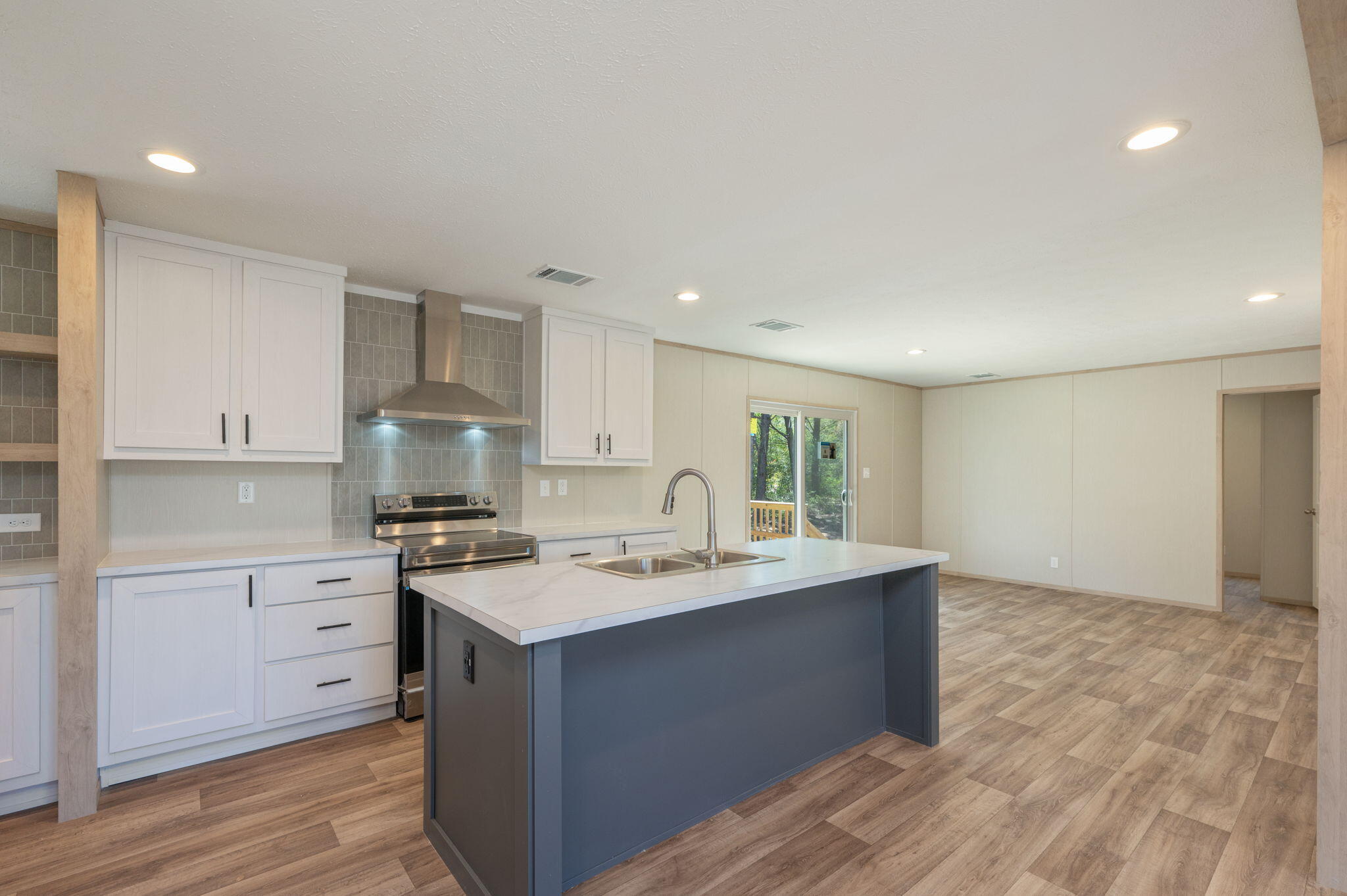 OAKWOOD HILLS UNIT 1 - Residential