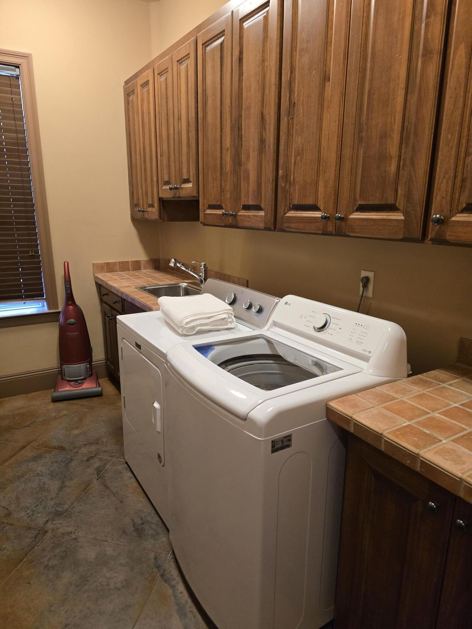 SAINT TROPEZ - Residential