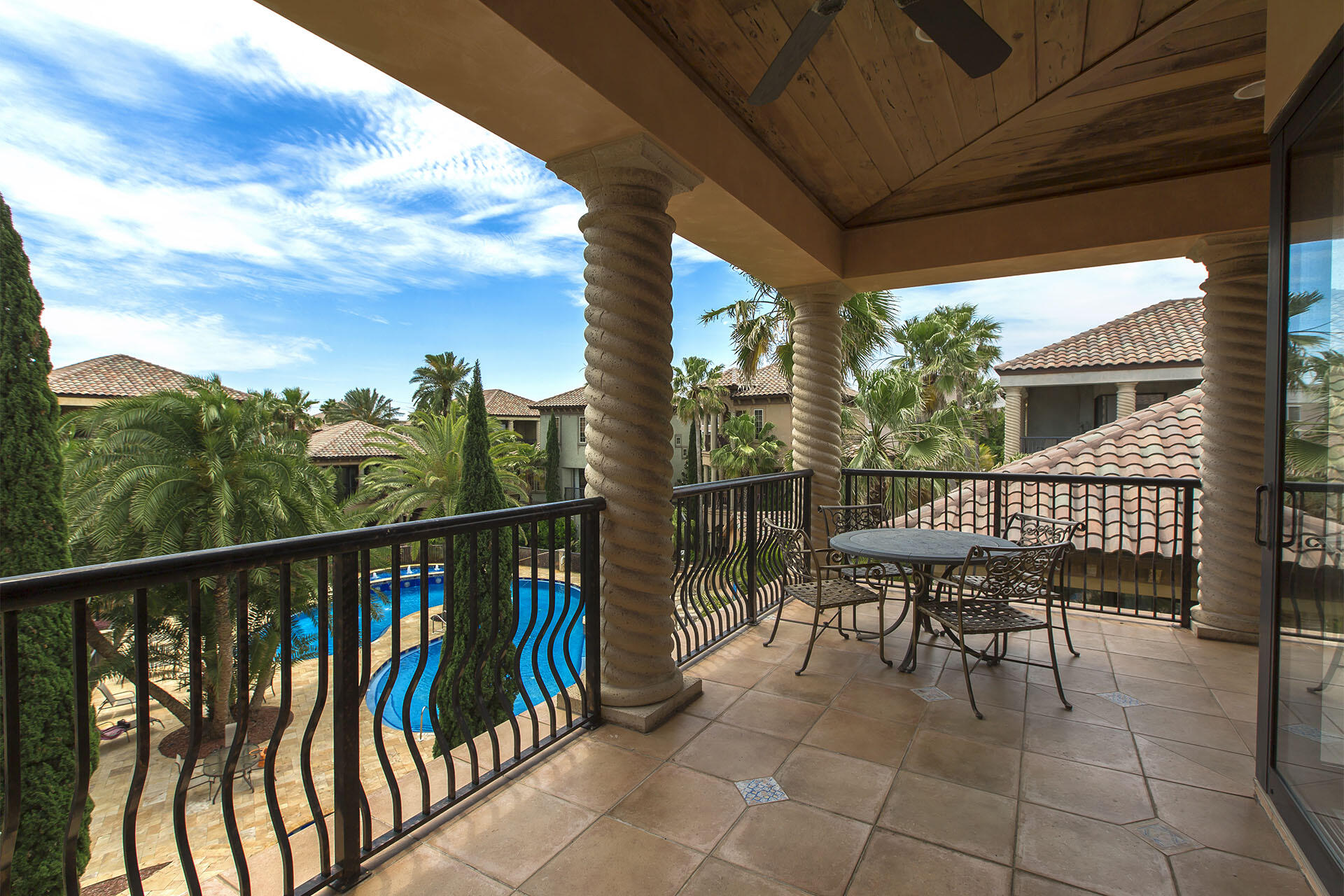 SAINT TROPEZ - Residential