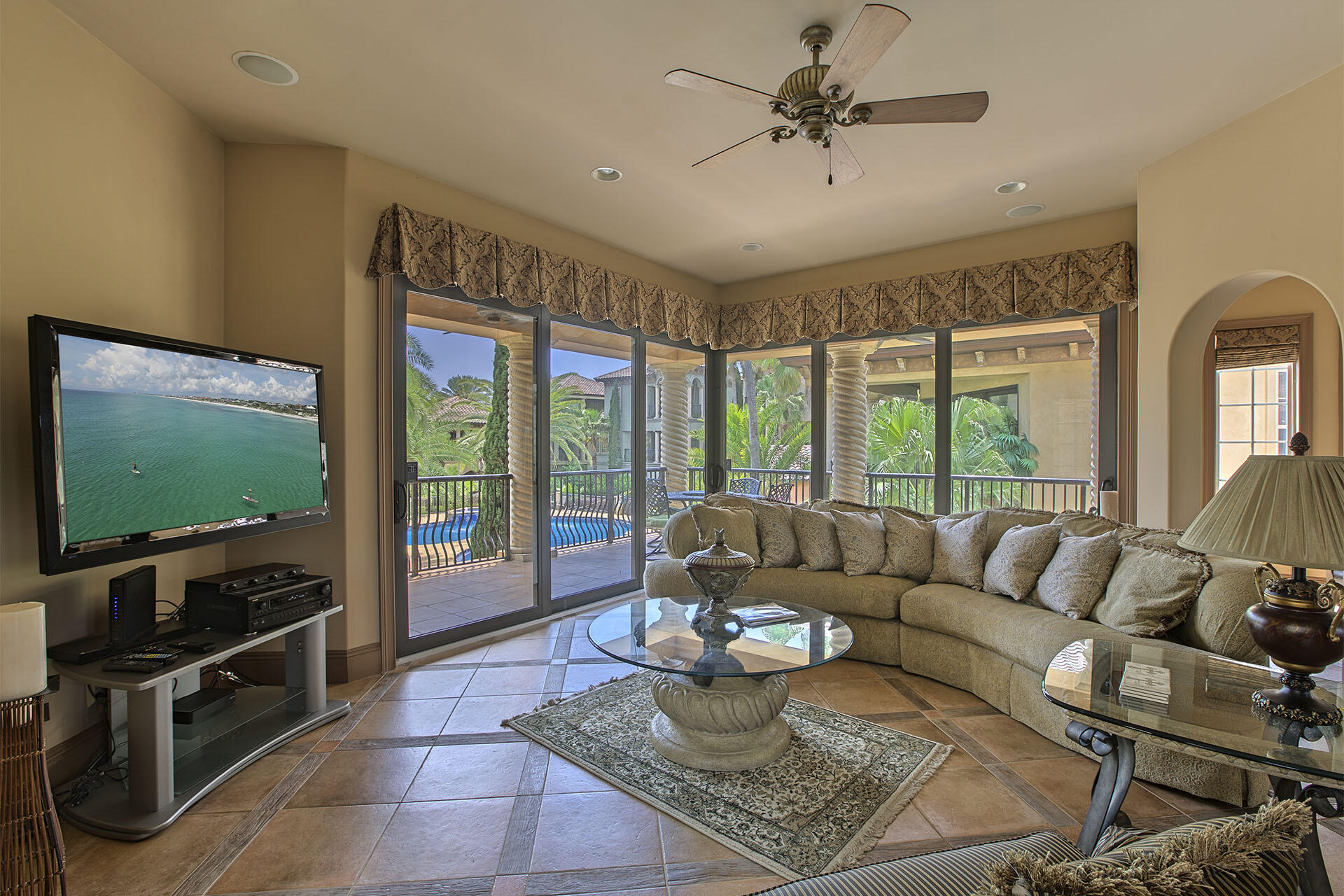 SAINT TROPEZ - Residential