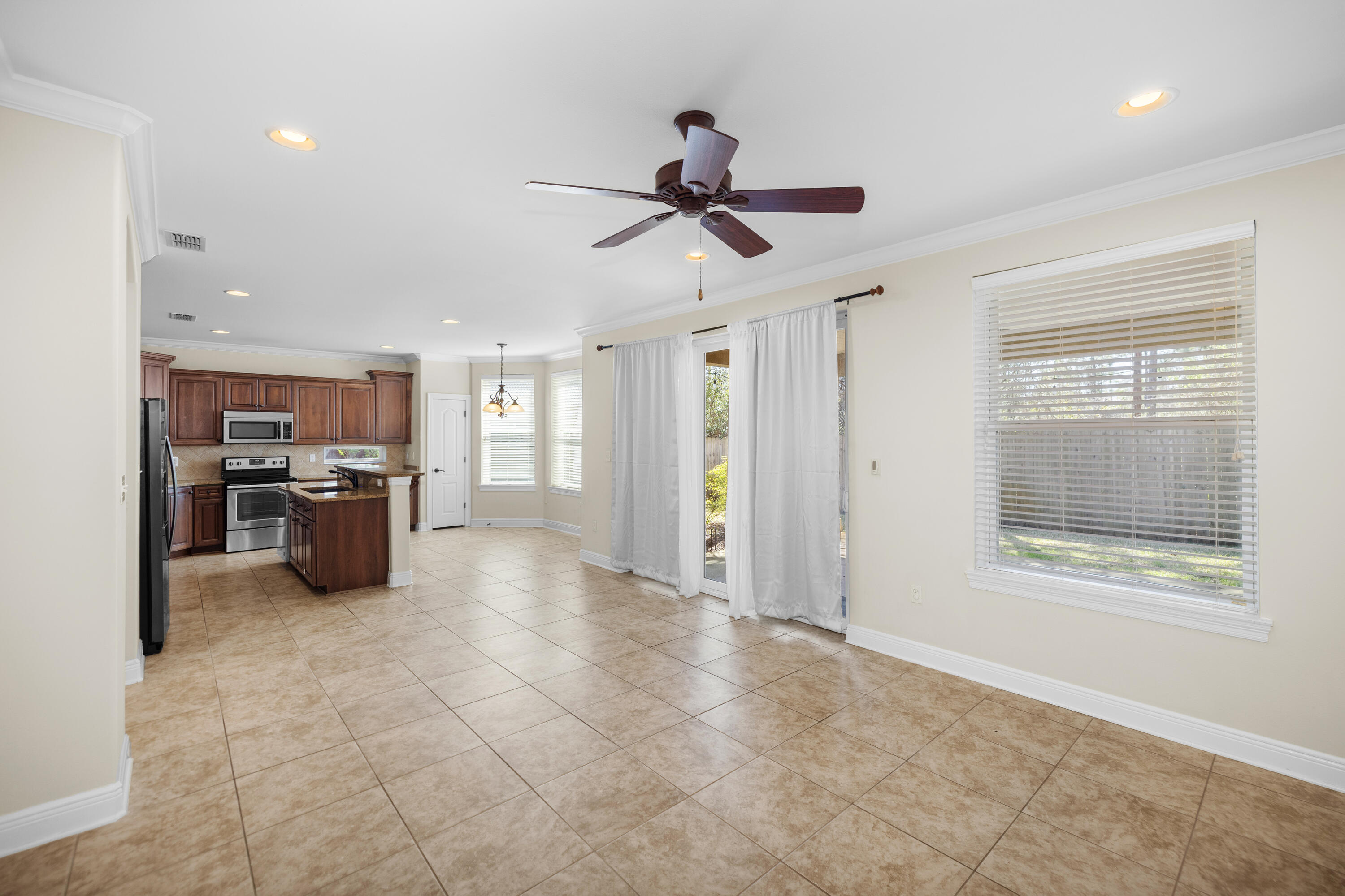 BAYWALK LANDING - Residential