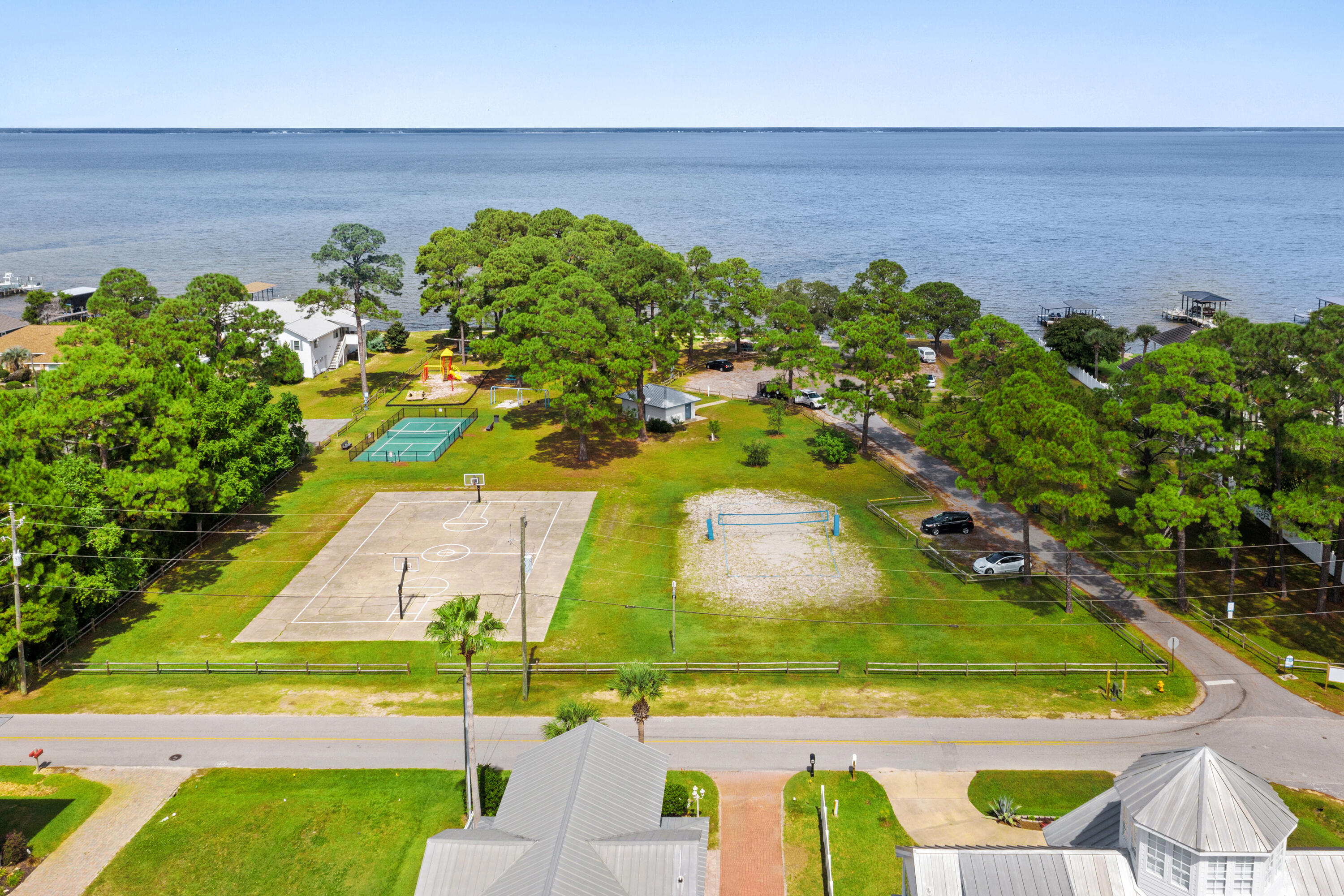 BAYWALK LANDING - Residential