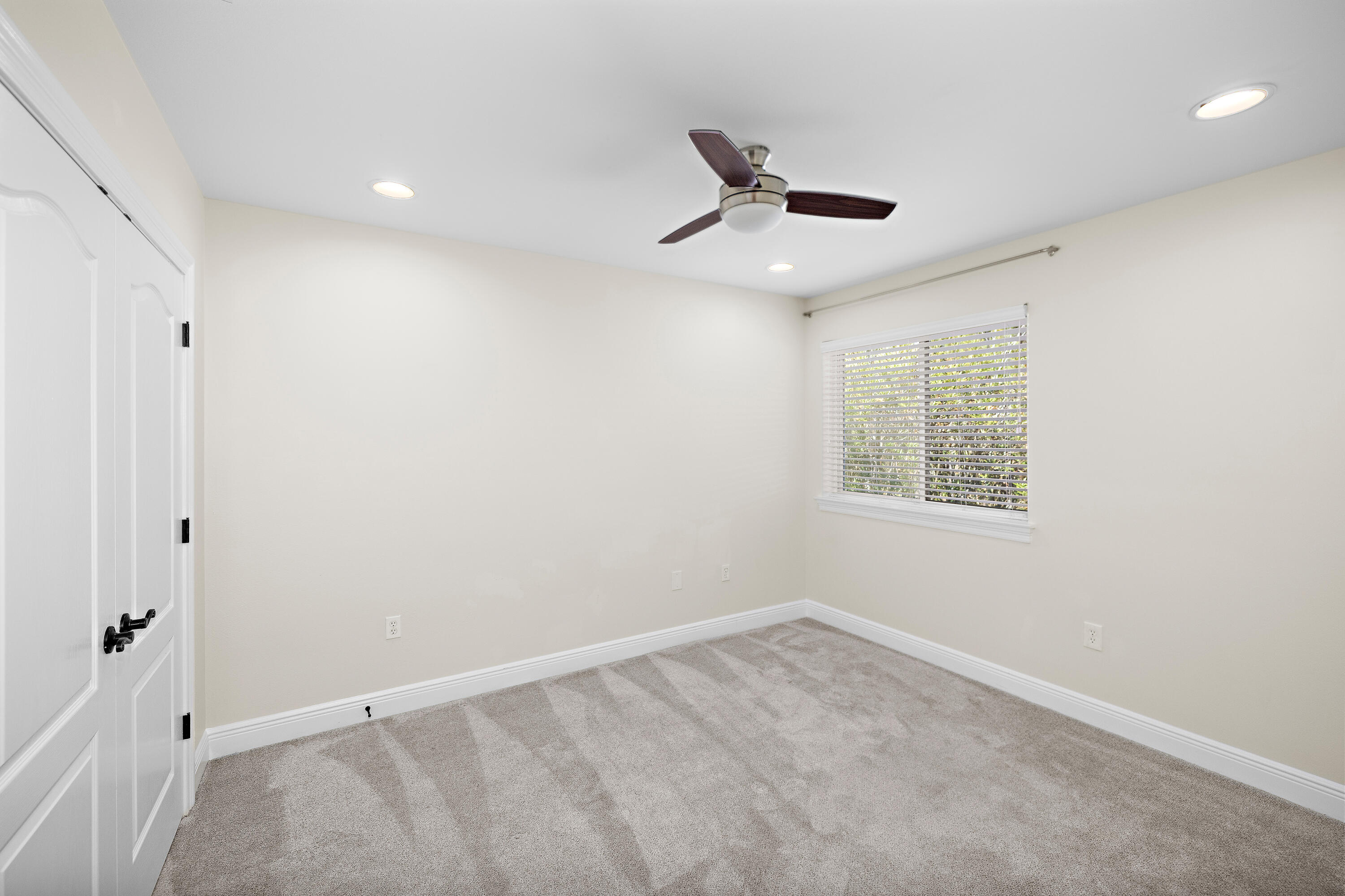 BAYWALK LANDING - Residential