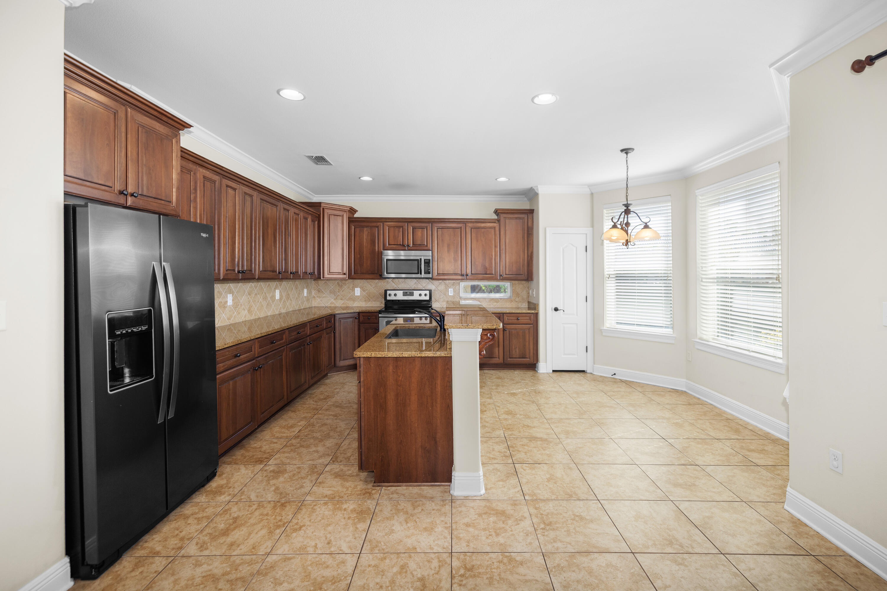 BAYWALK LANDING - Residential