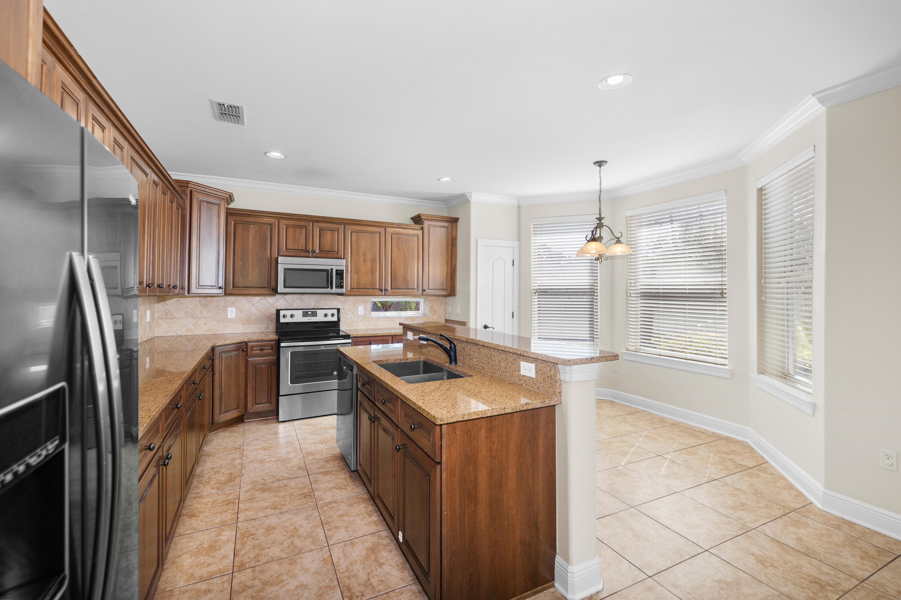 BAYWALK LANDING - Residential