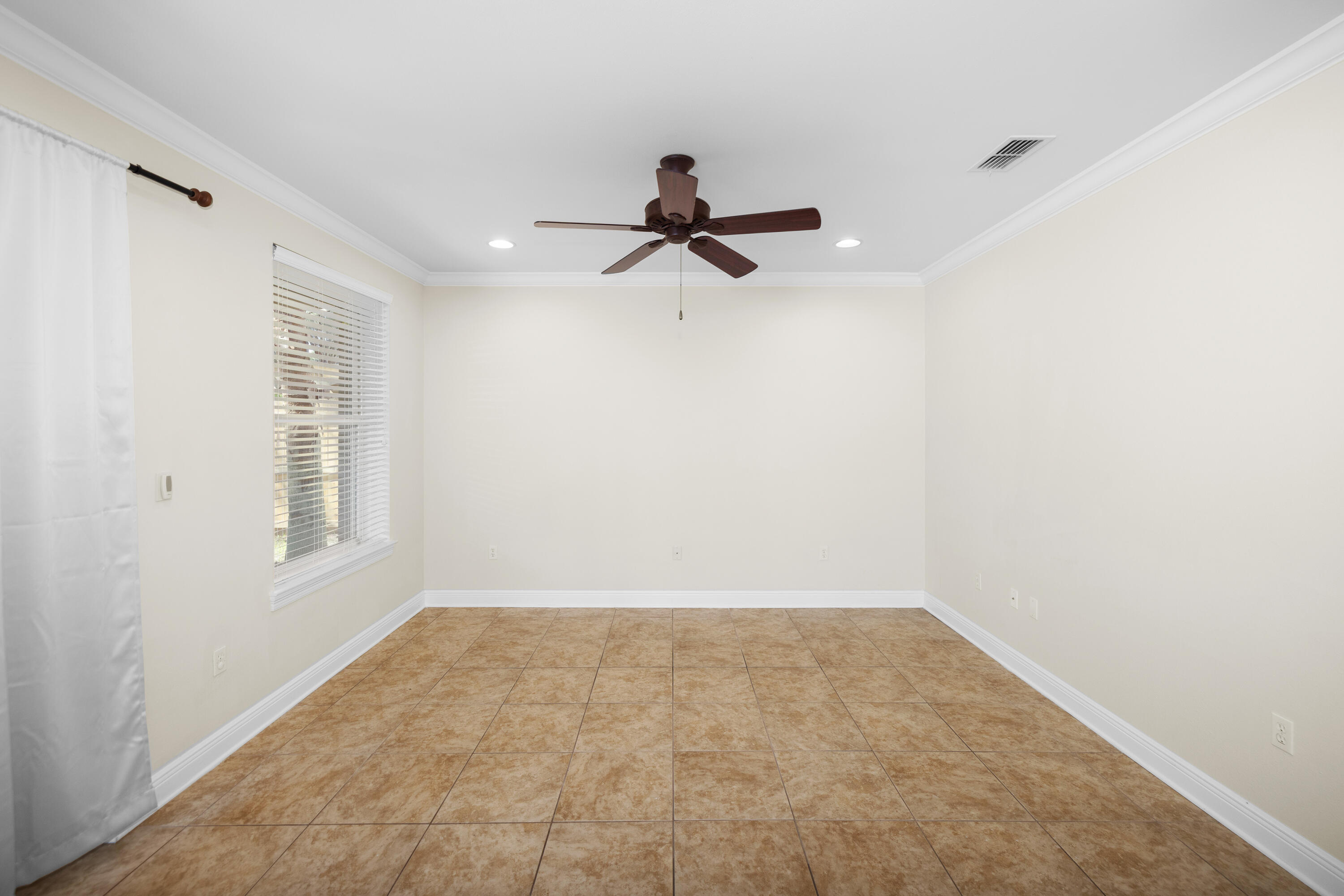 BAYWALK LANDING - Residential