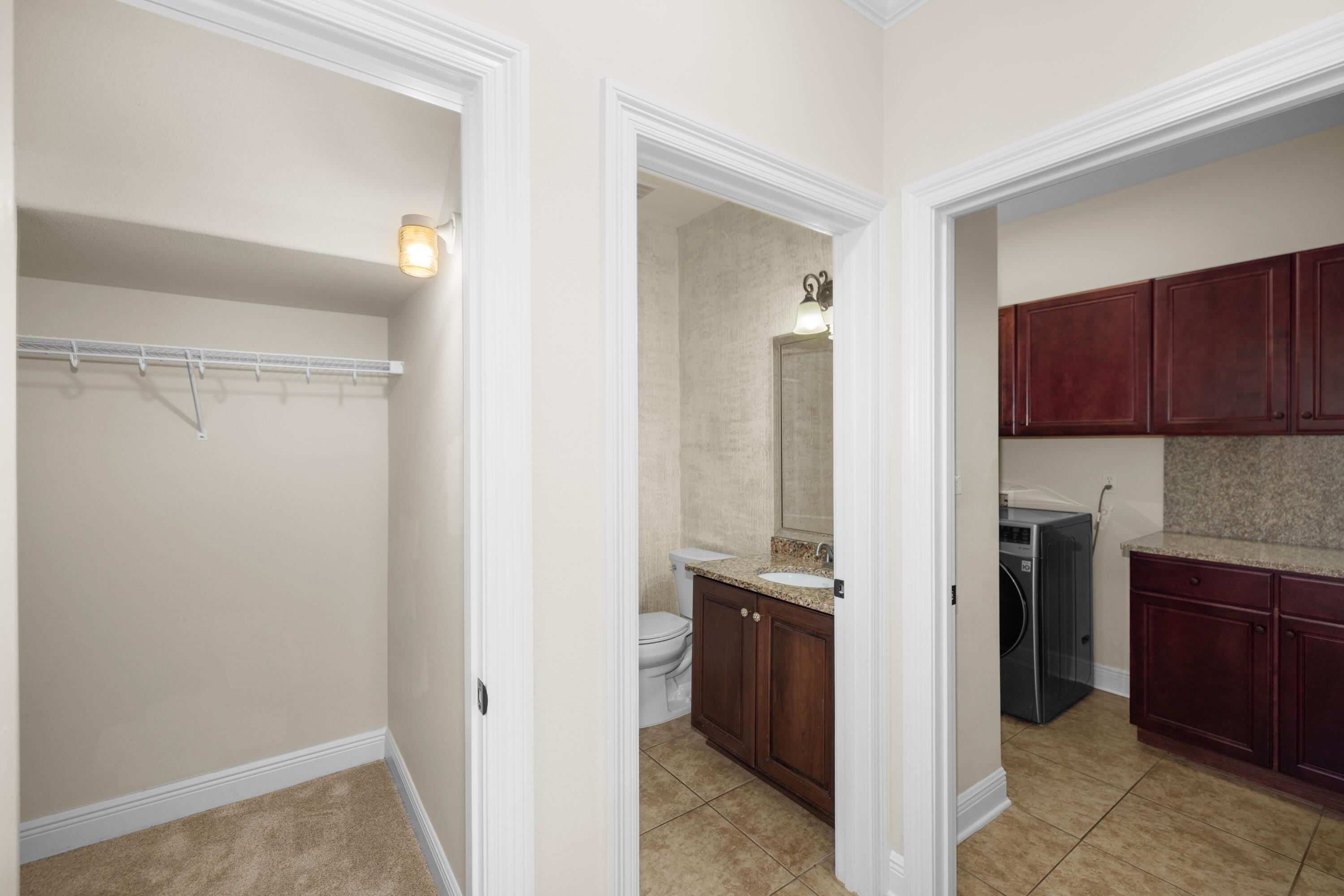 BAYWALK LANDING - Residential